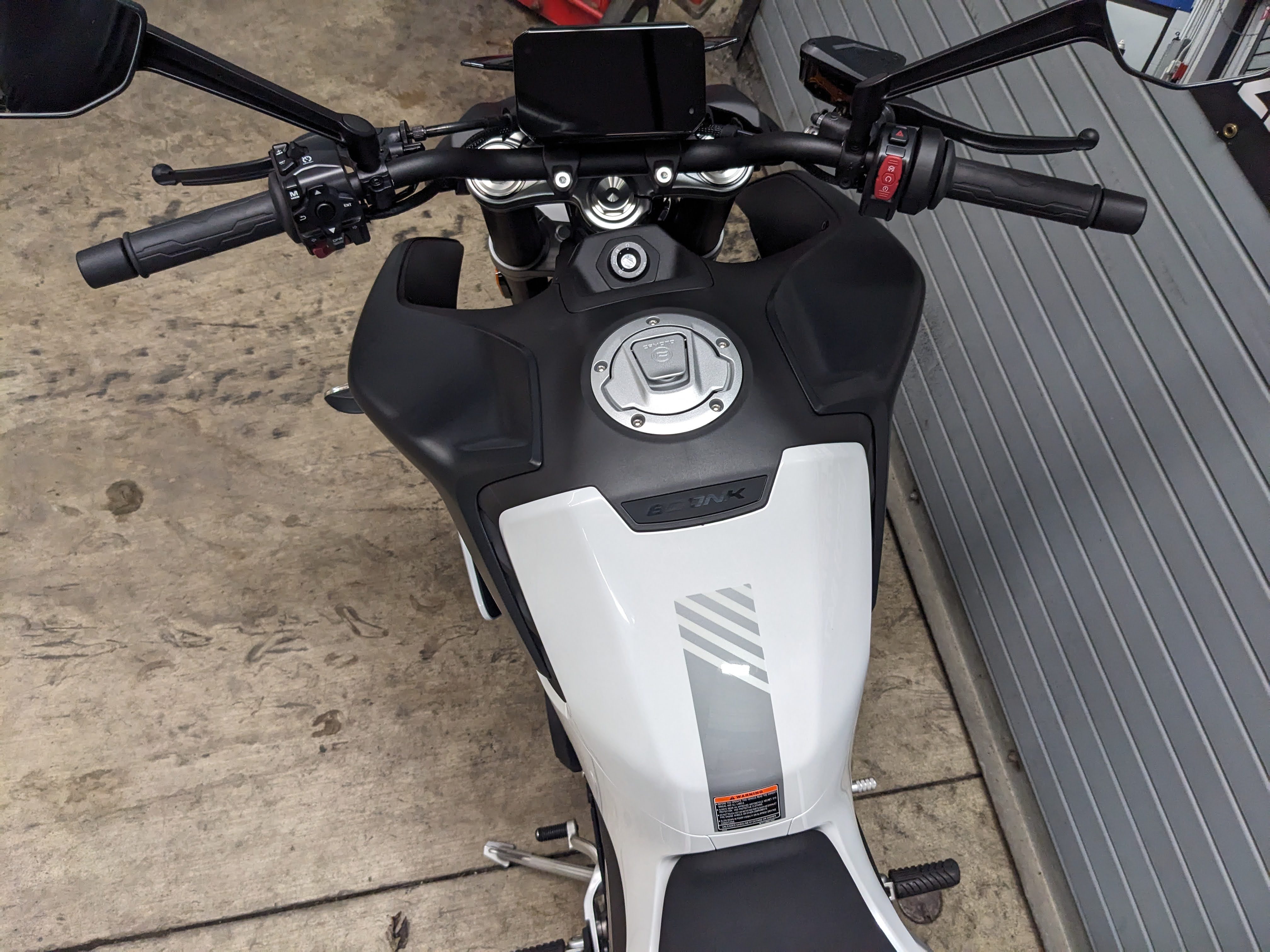 2024 CFMOTO 800 NK - Photo 8
