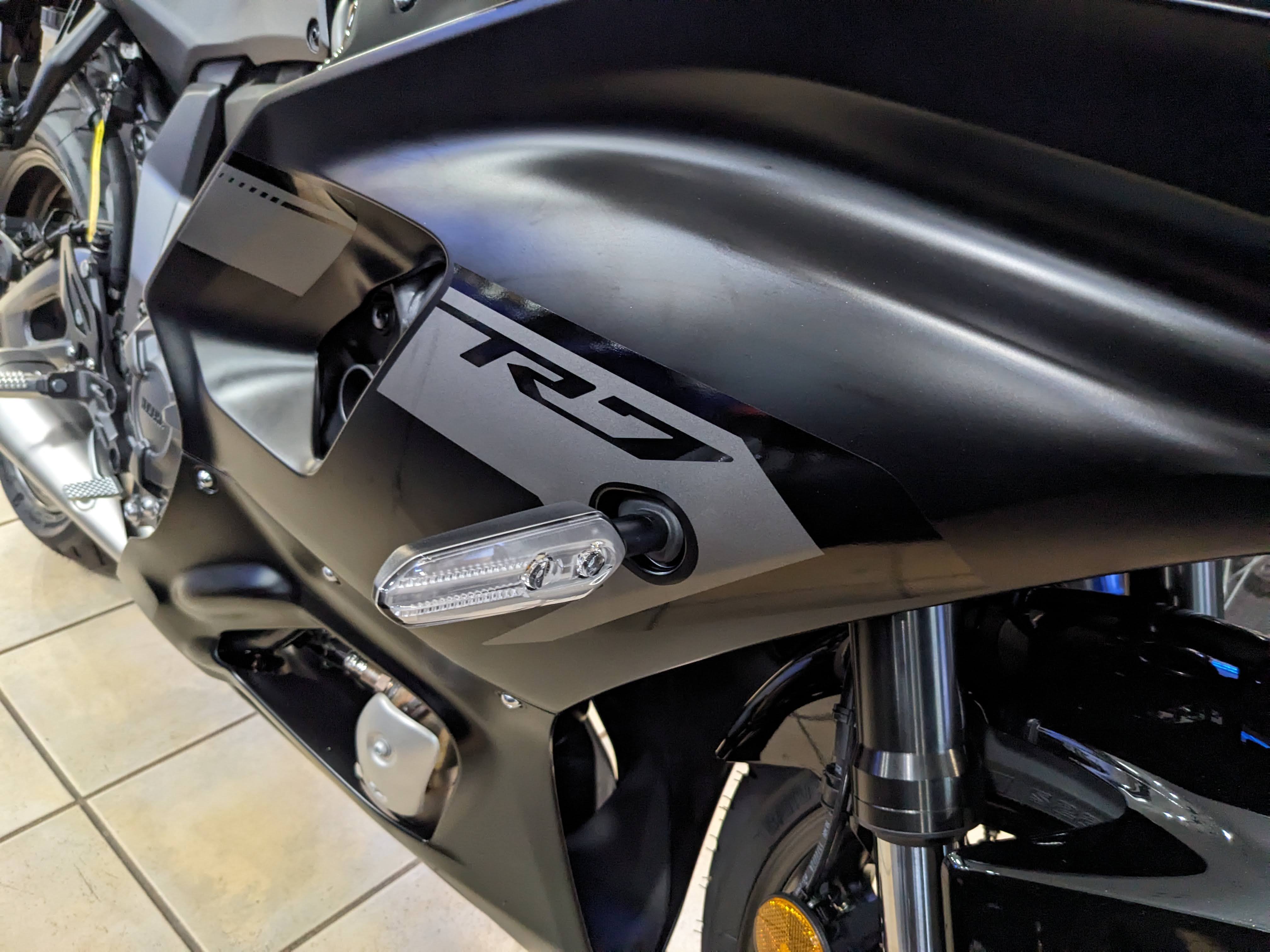 2025 Yamaha YZF-R7 - Photo 6
