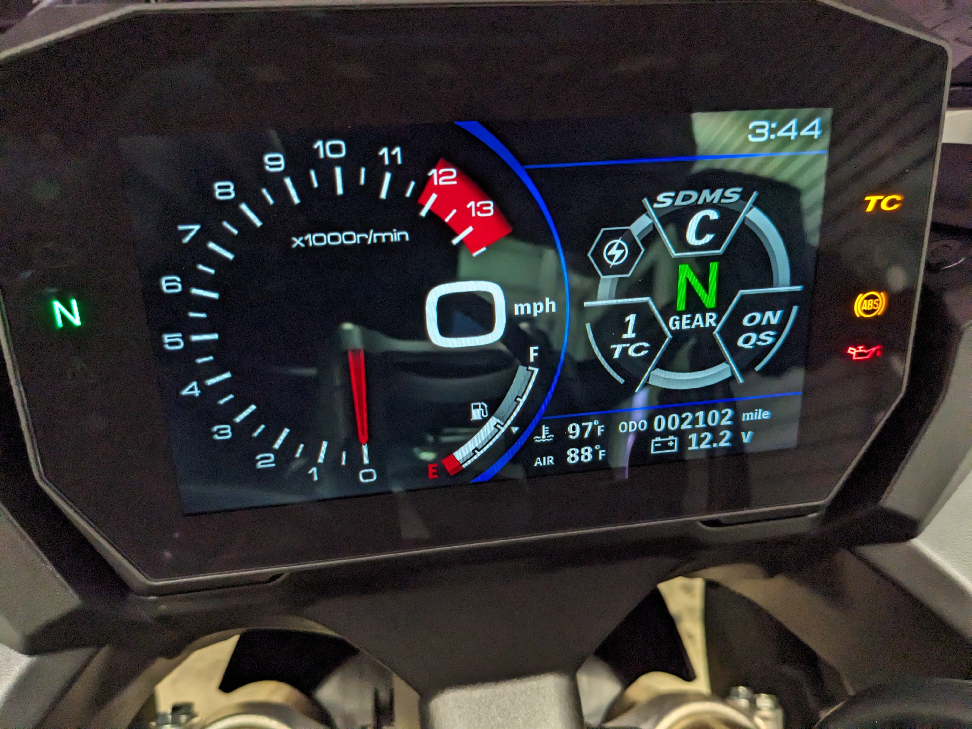 2024 Suzuki GSX-S 1000 GT+ - Photo 10