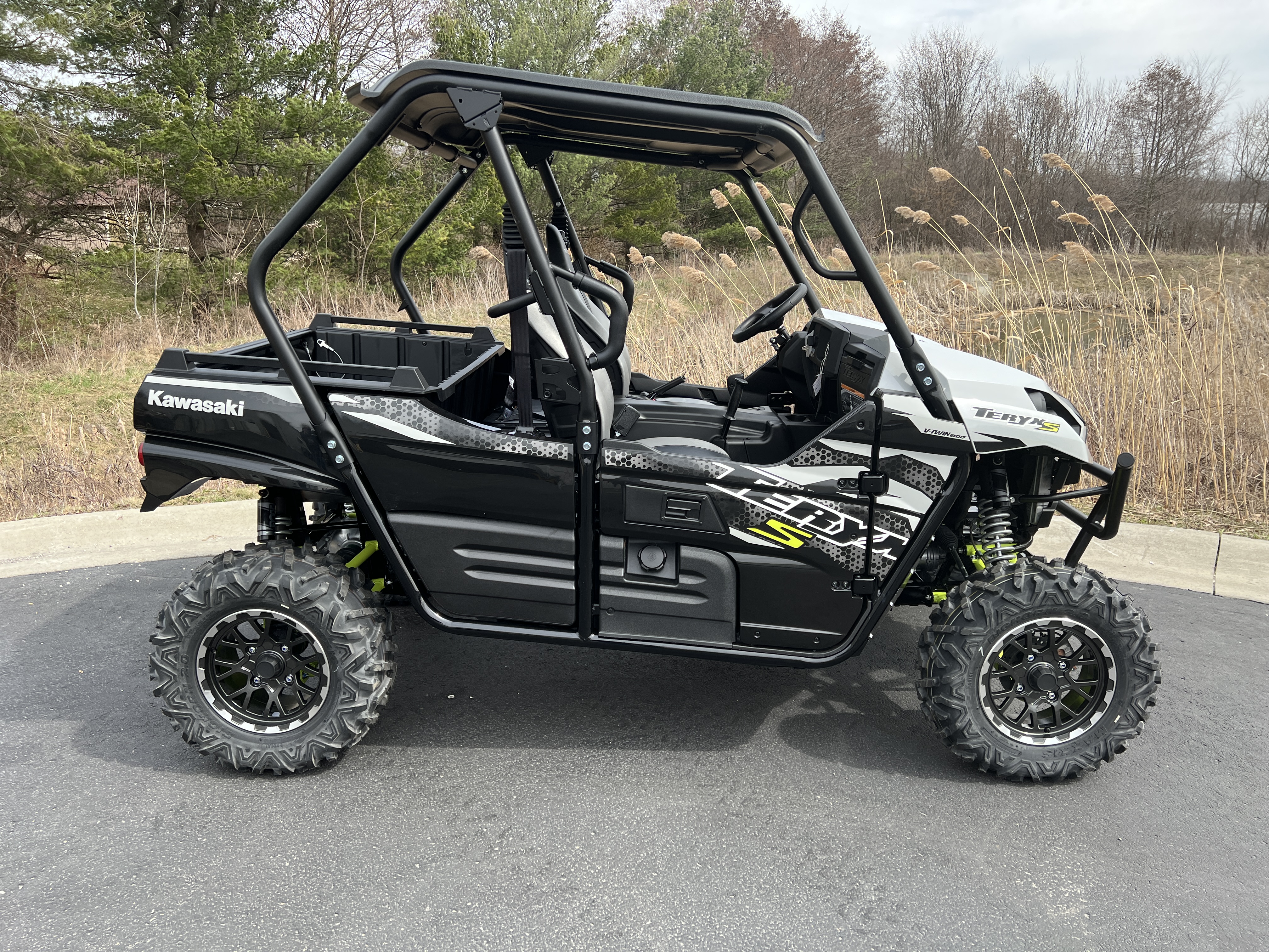 New and Usedss Side x Side State 8 Motorcycles