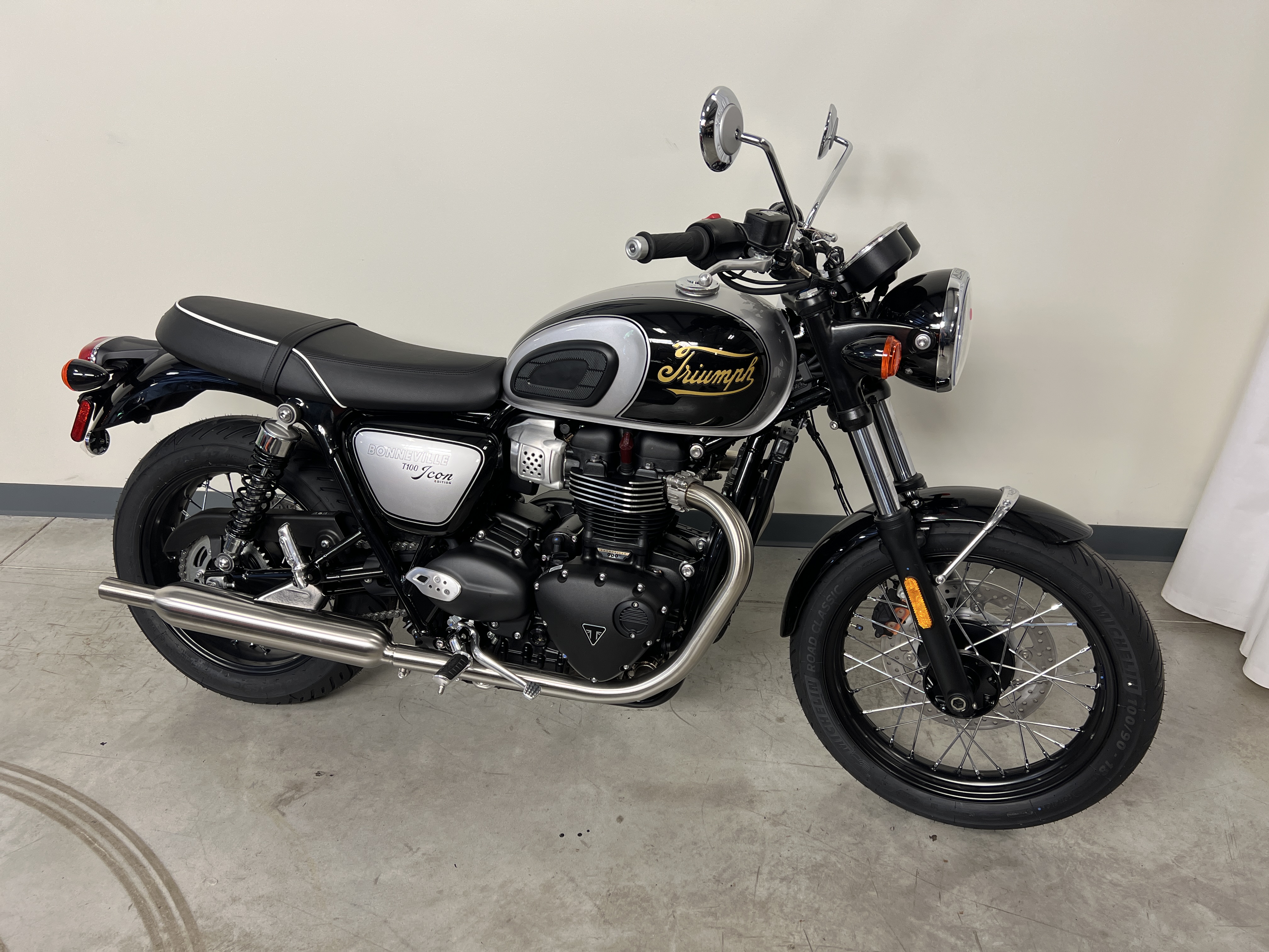2025 Triumph Bonneville T100 Icon Edition for Sale in Peninsula