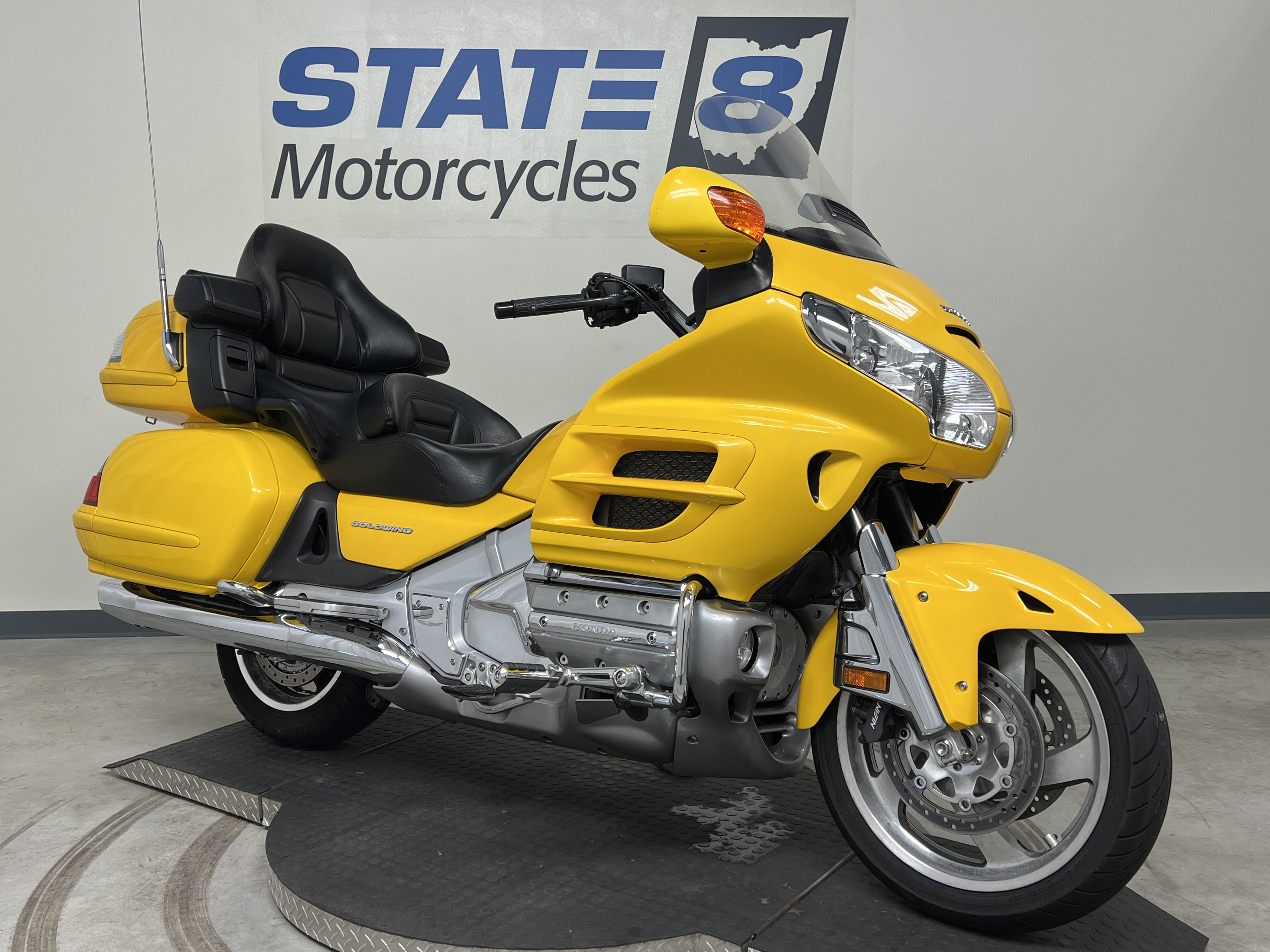 北米版　ADK魂 New Inventory from Can-Am and Kawasaki Wood Powersports