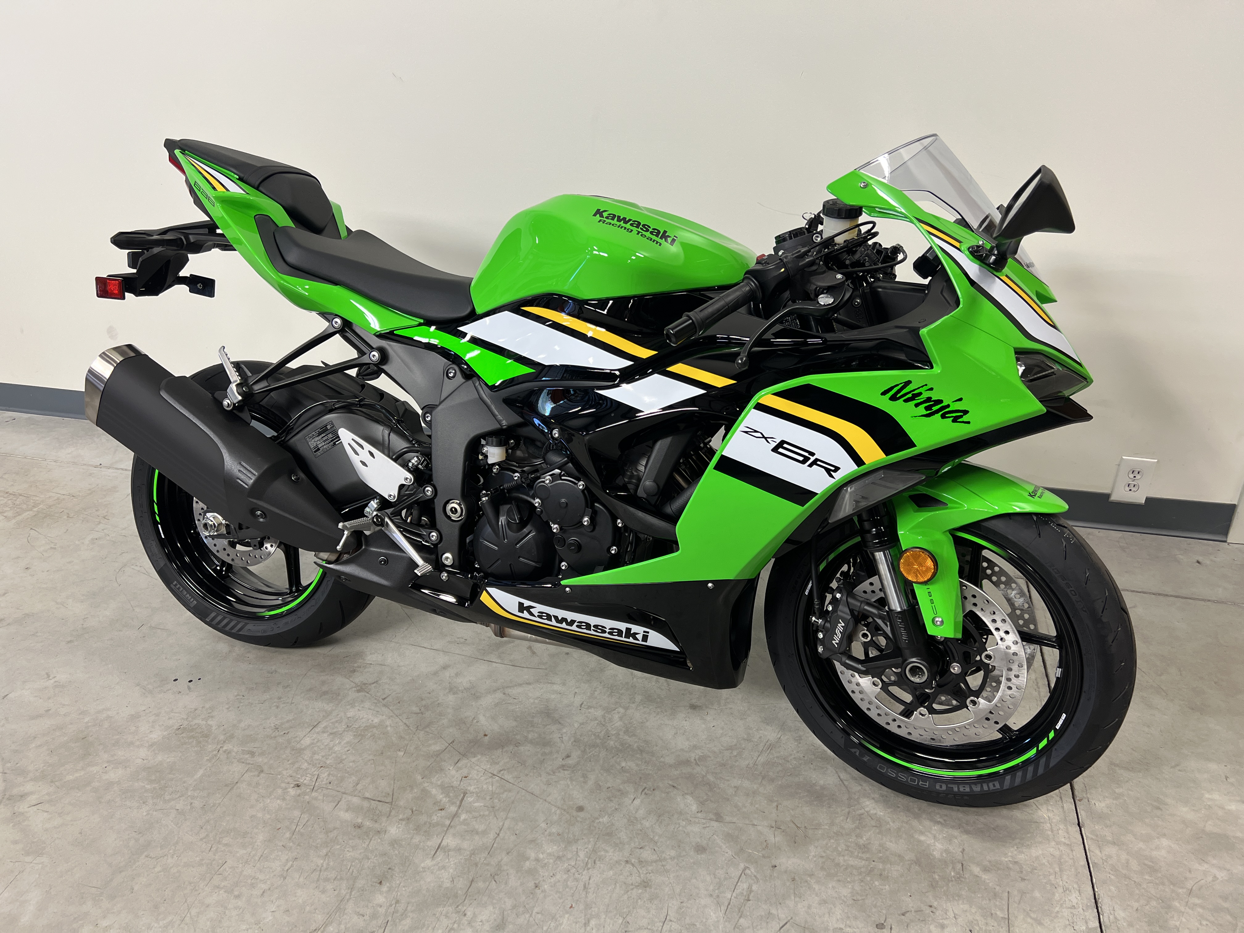 sea専用です。 他の人は購入不可です。 2025 Kawasaki Ninja ZX-6R ABS KRT Edition (ZX636JSFAN) for Sale in