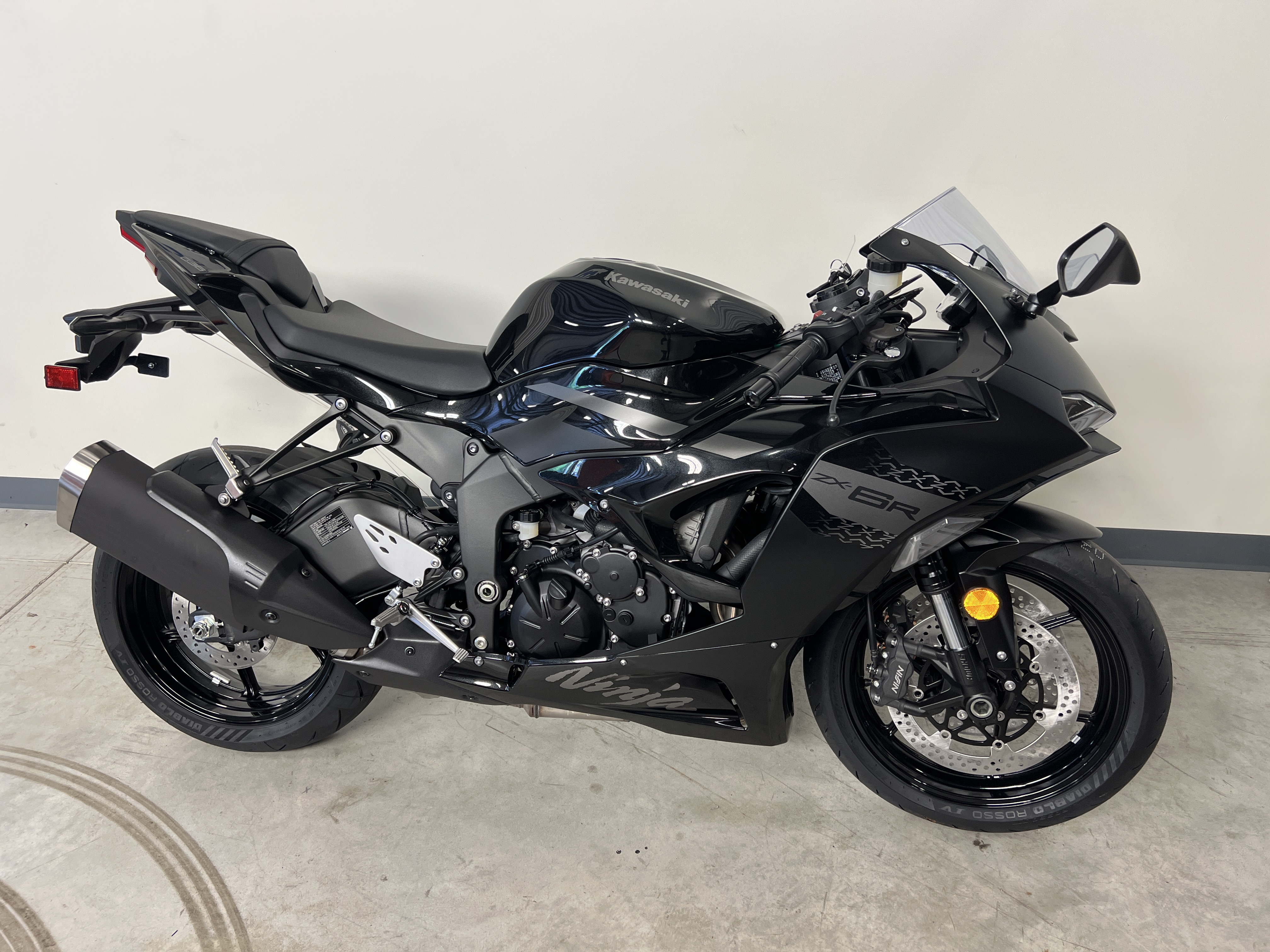 2027 Kawasaki Ninja ZX-6R (ZX636KVFAN) for Sale in Peninsula, OH
