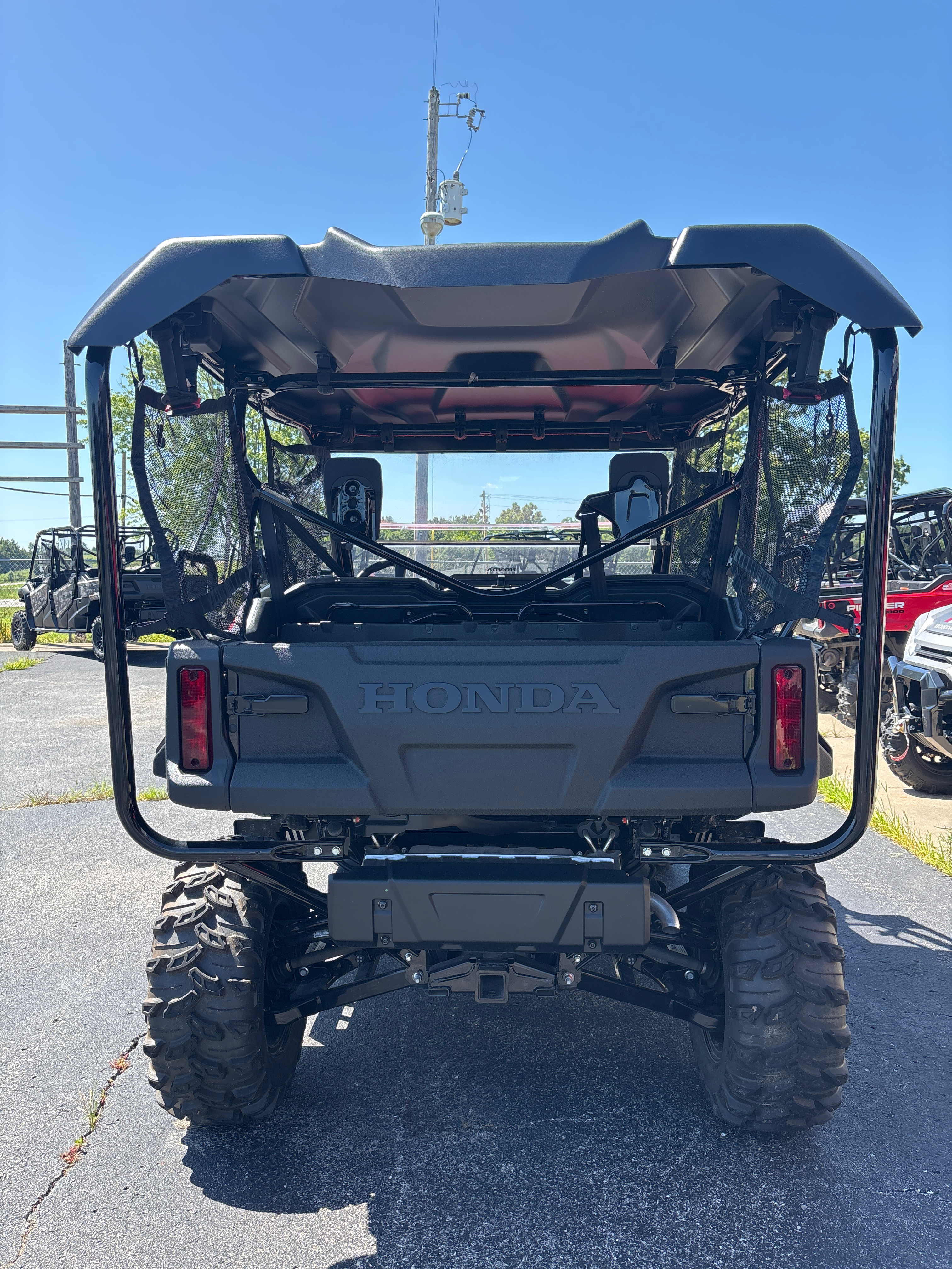 2025 Honda PIONEER 1000-5 DELUXE Base - Photo 4
