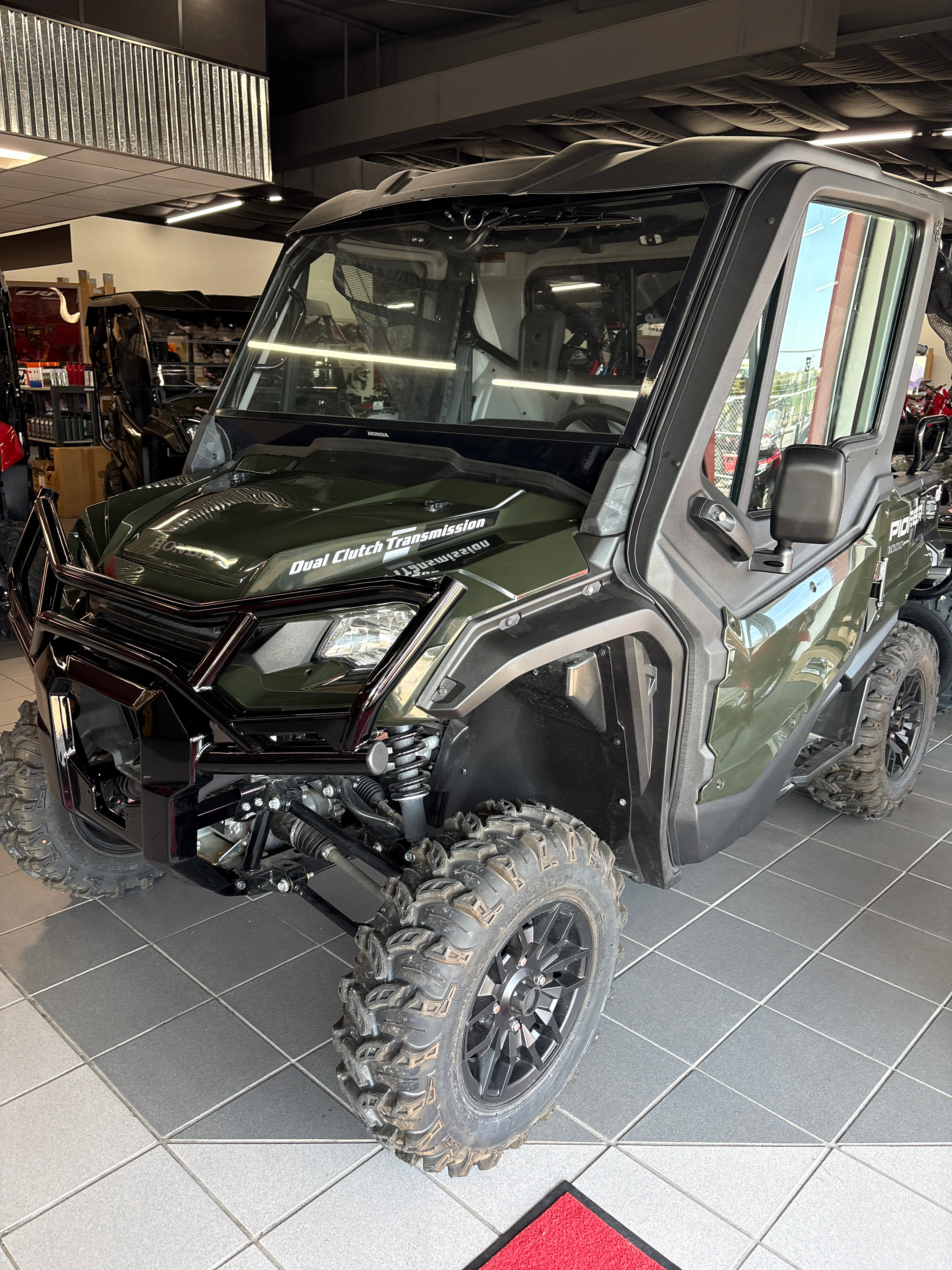 2025 Honda Pioneer 1000-5 Deluxe