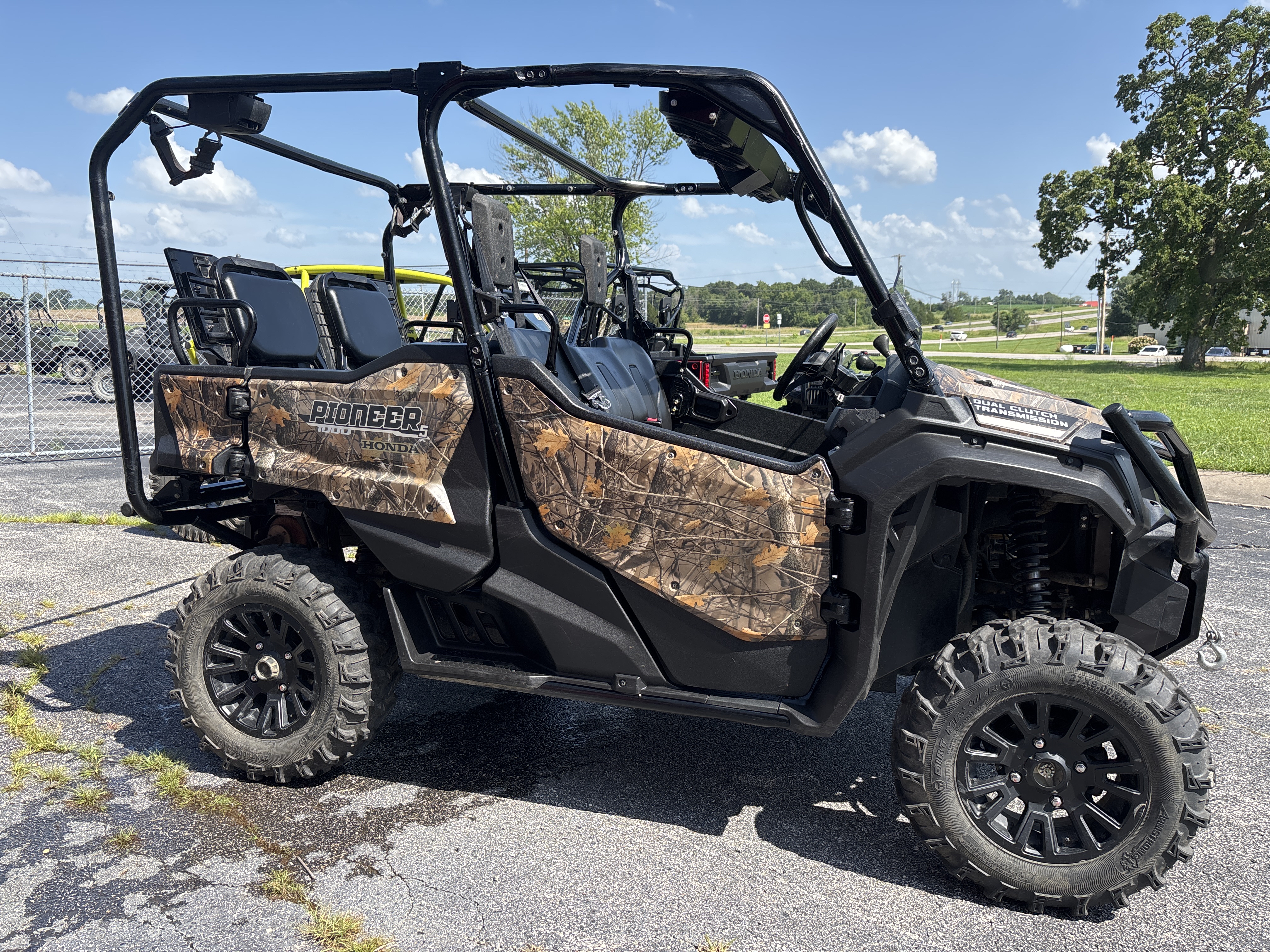2021 Honda PIONEER 1000-5 DELUXE Deluxe - Photo 2