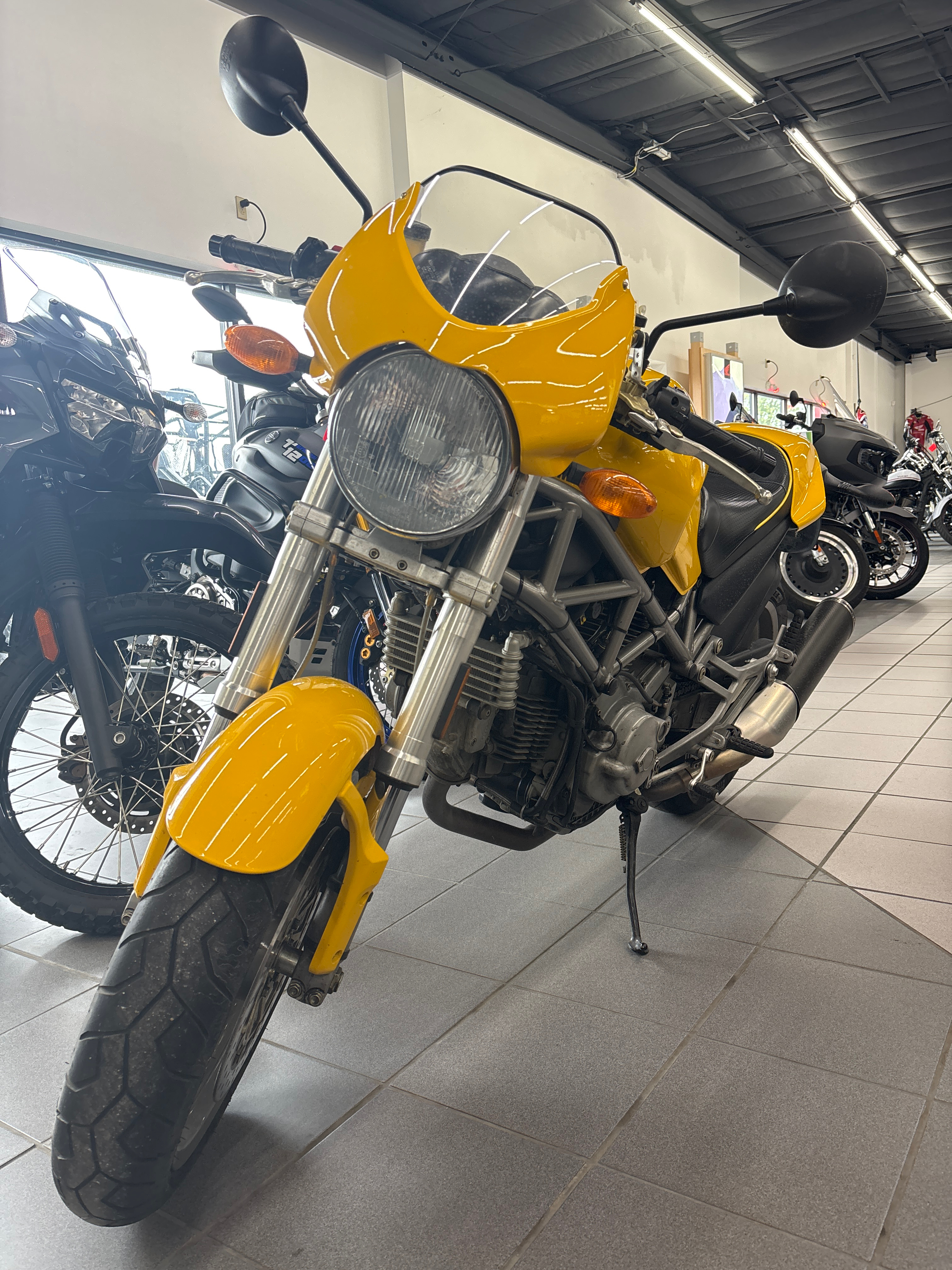 2002 Ducati MONSTER 900 - Photo 3