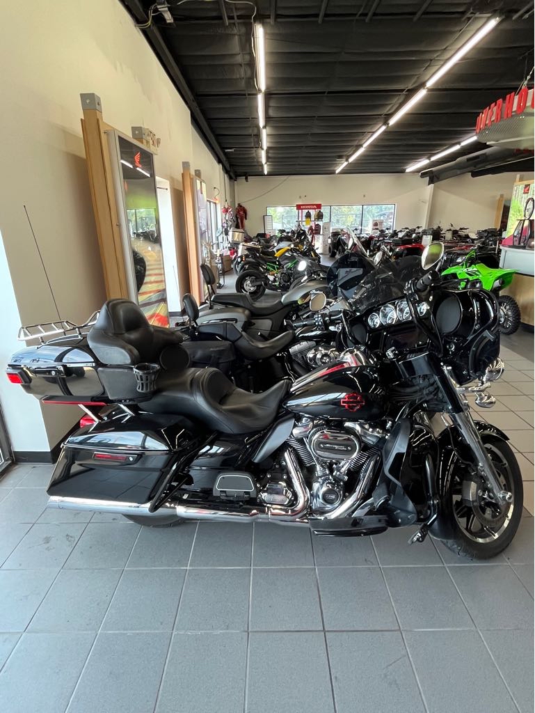 2019 Harley-Davidson® Electra Glide�� Ultra Limited - Photo 6