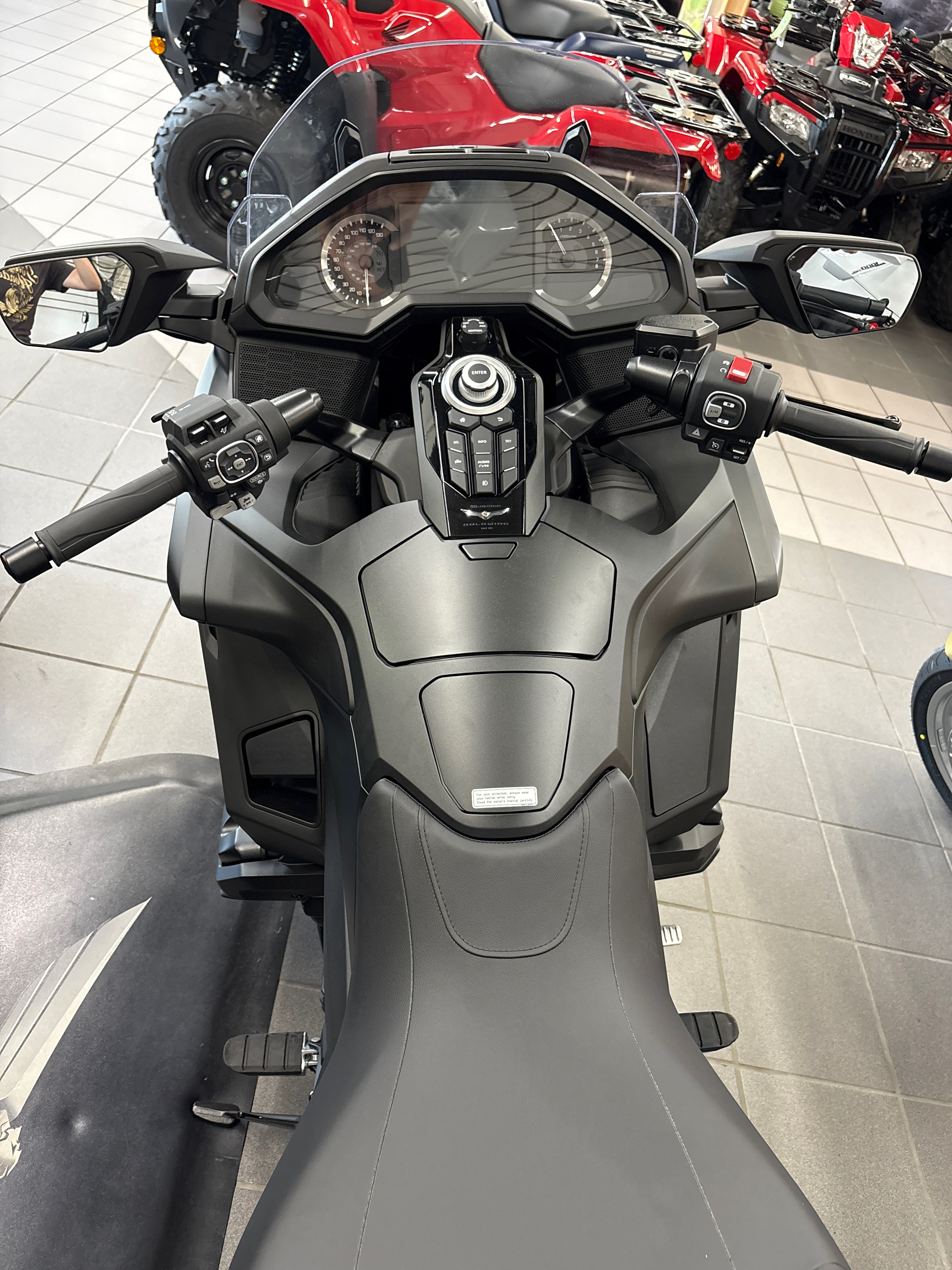 2025 Honda GOLDWING DCT 50th Anniversary - Photo 4