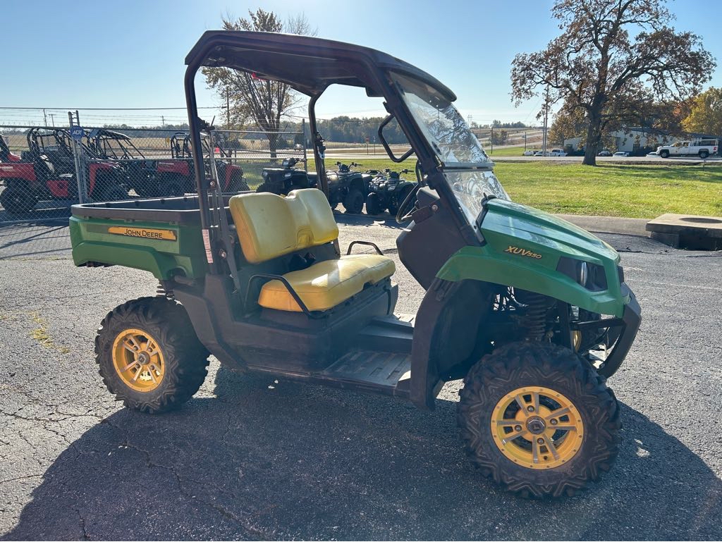 2014 John Deere Gator™ XUV 4x4 550