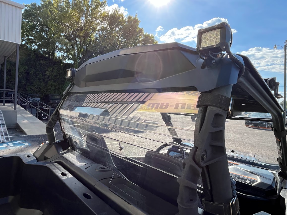2024 Can-Am Commander XT 700 Red / Black - Photo 9