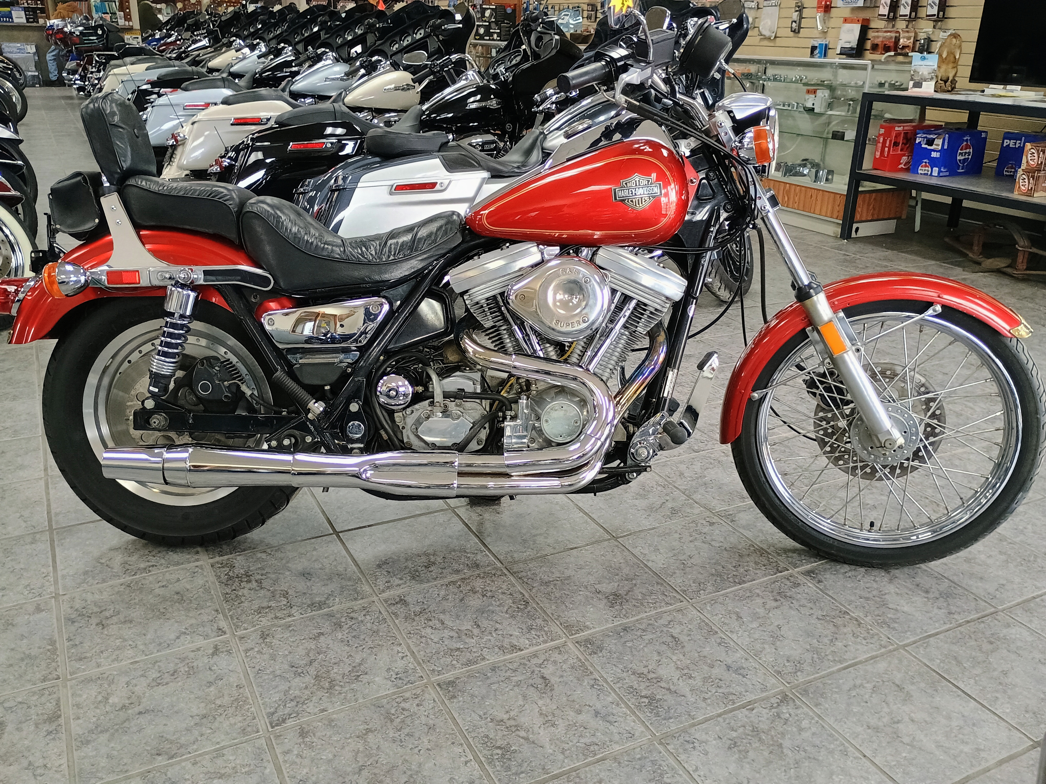 1986 Harley-Davidson® FXR - Photo 5