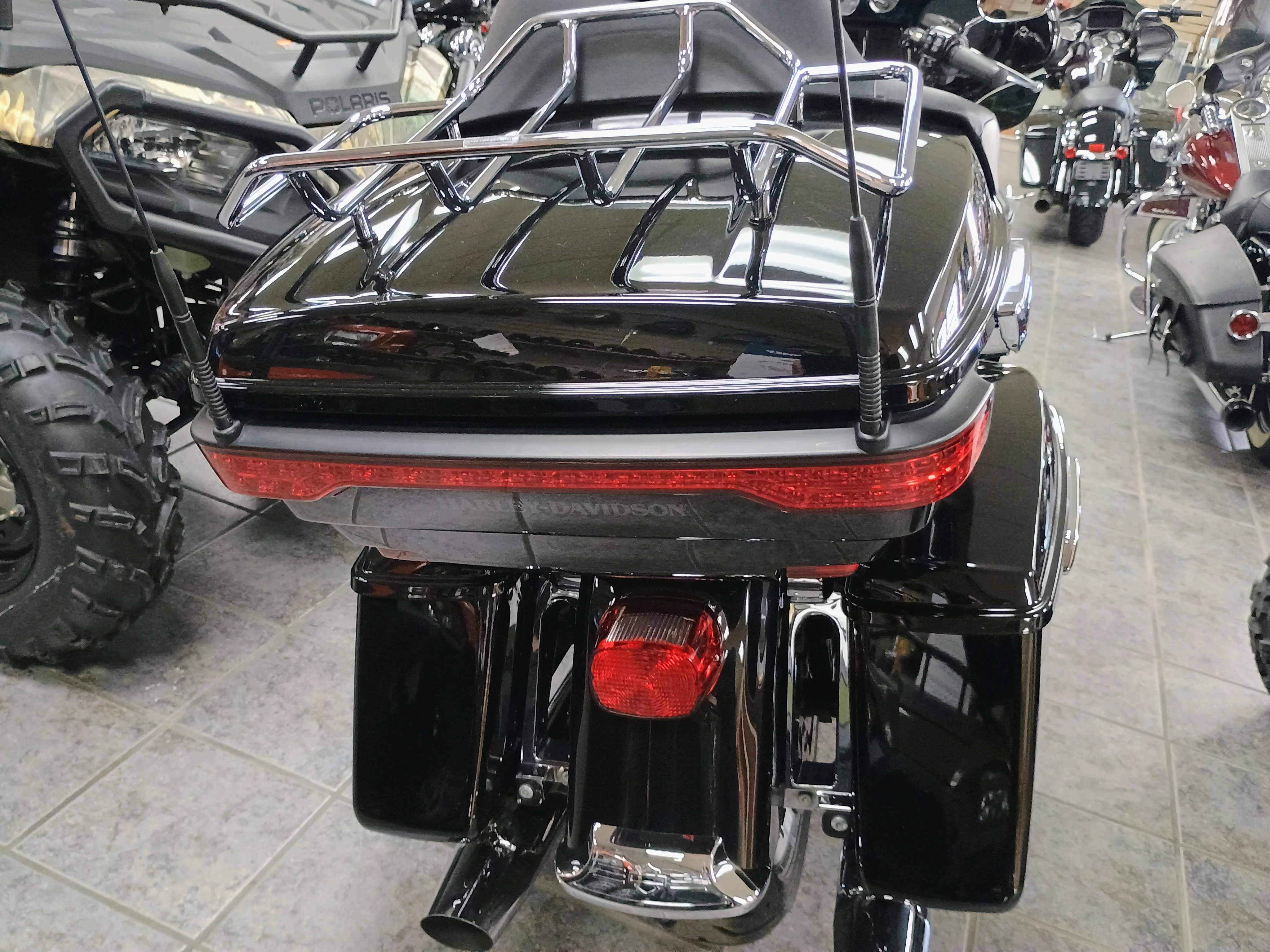2019 Harley-Davidson® FLHTK ULTRA LIMITED - Photo 5