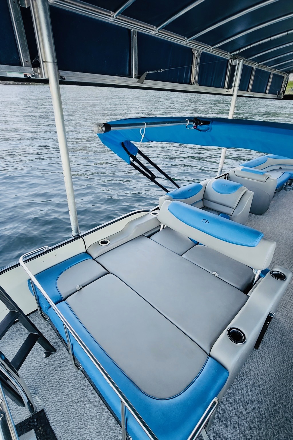 2020 Avalon Pontoons 2585 Catalina Versatile Rear Bench  for Sale