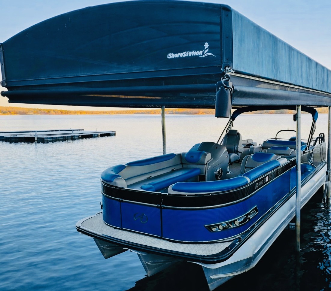 2020 Avalon Pontoons 2585 Catalina Versatile Rear Bench for Sale