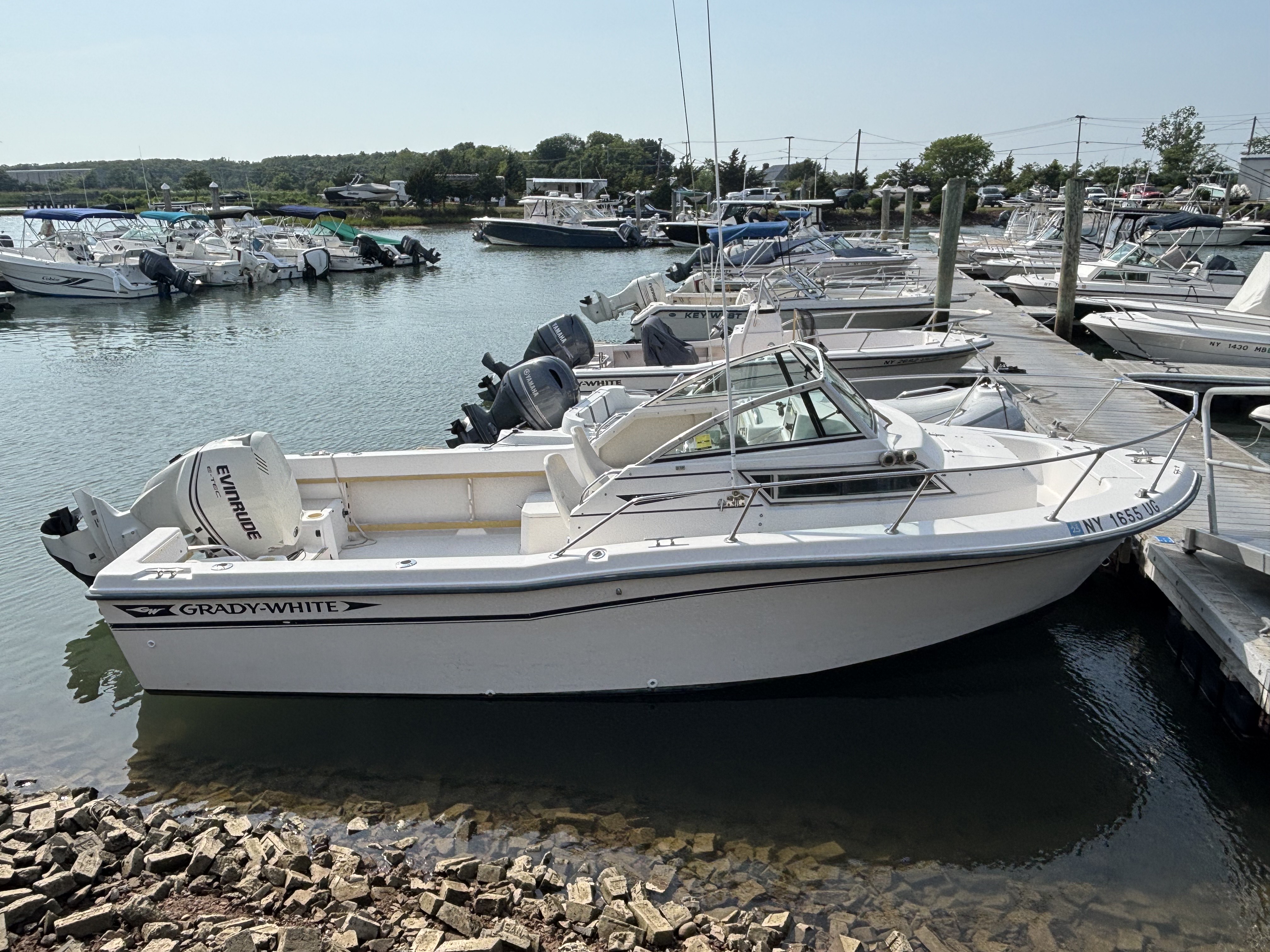 1993 Grady-White Adventure 20 for Sale | Goldsmith's Boat Shop