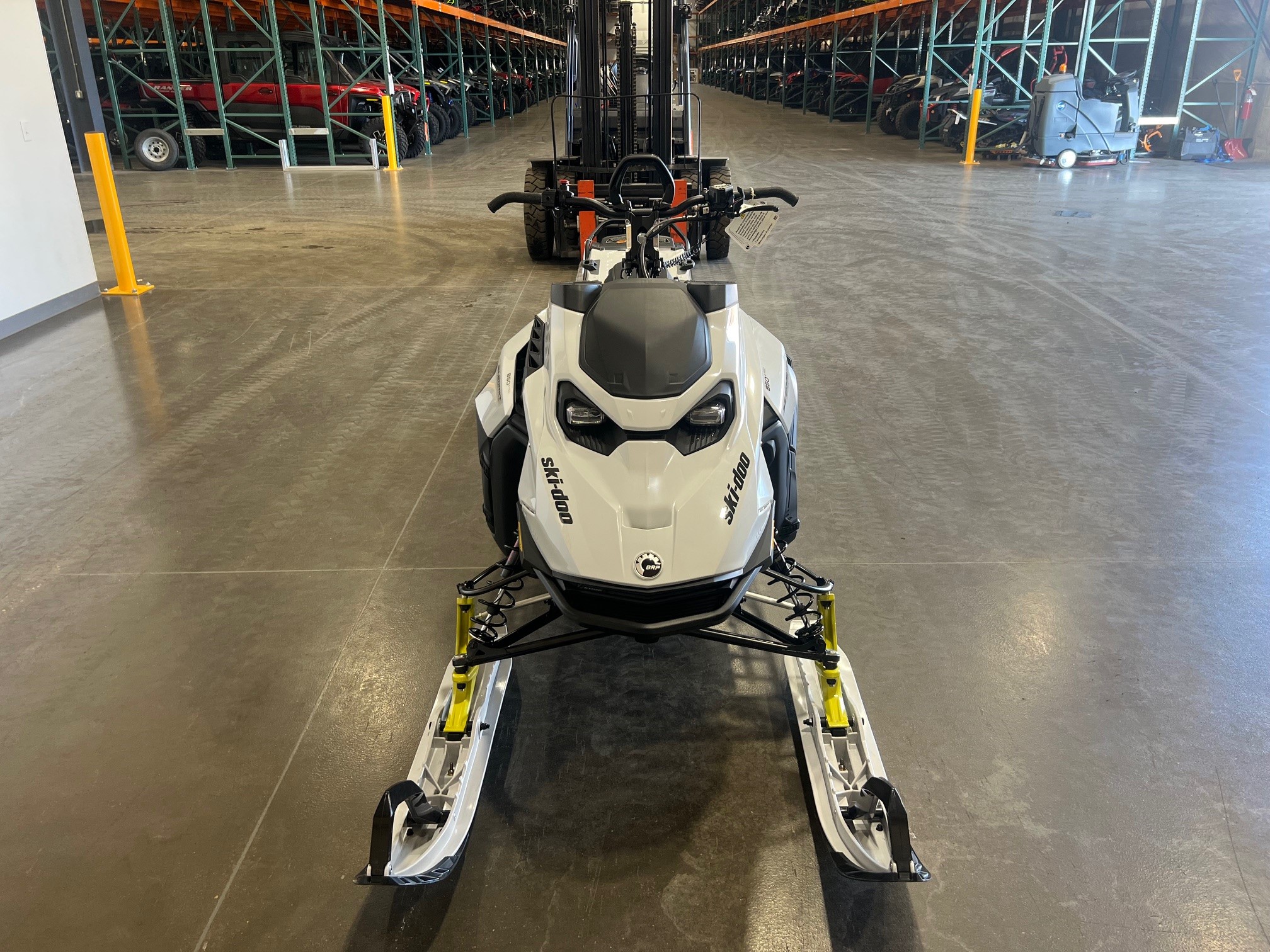 2017 MX Z X 850 E-TEC Test Ride: 5 Cool Things About The All-New Ski-Doo |  SnowGoer