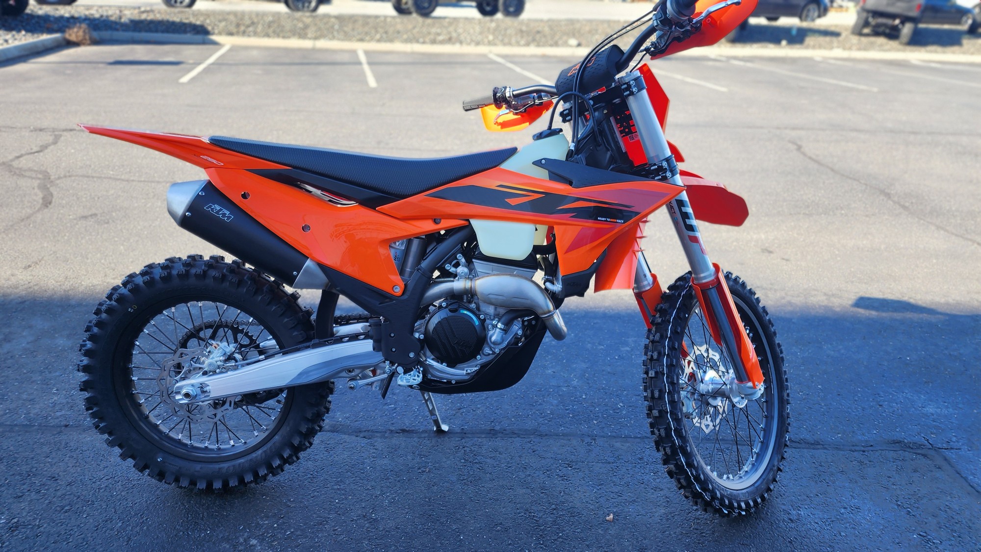 2025 KTM 250 XC - F - Photo 2