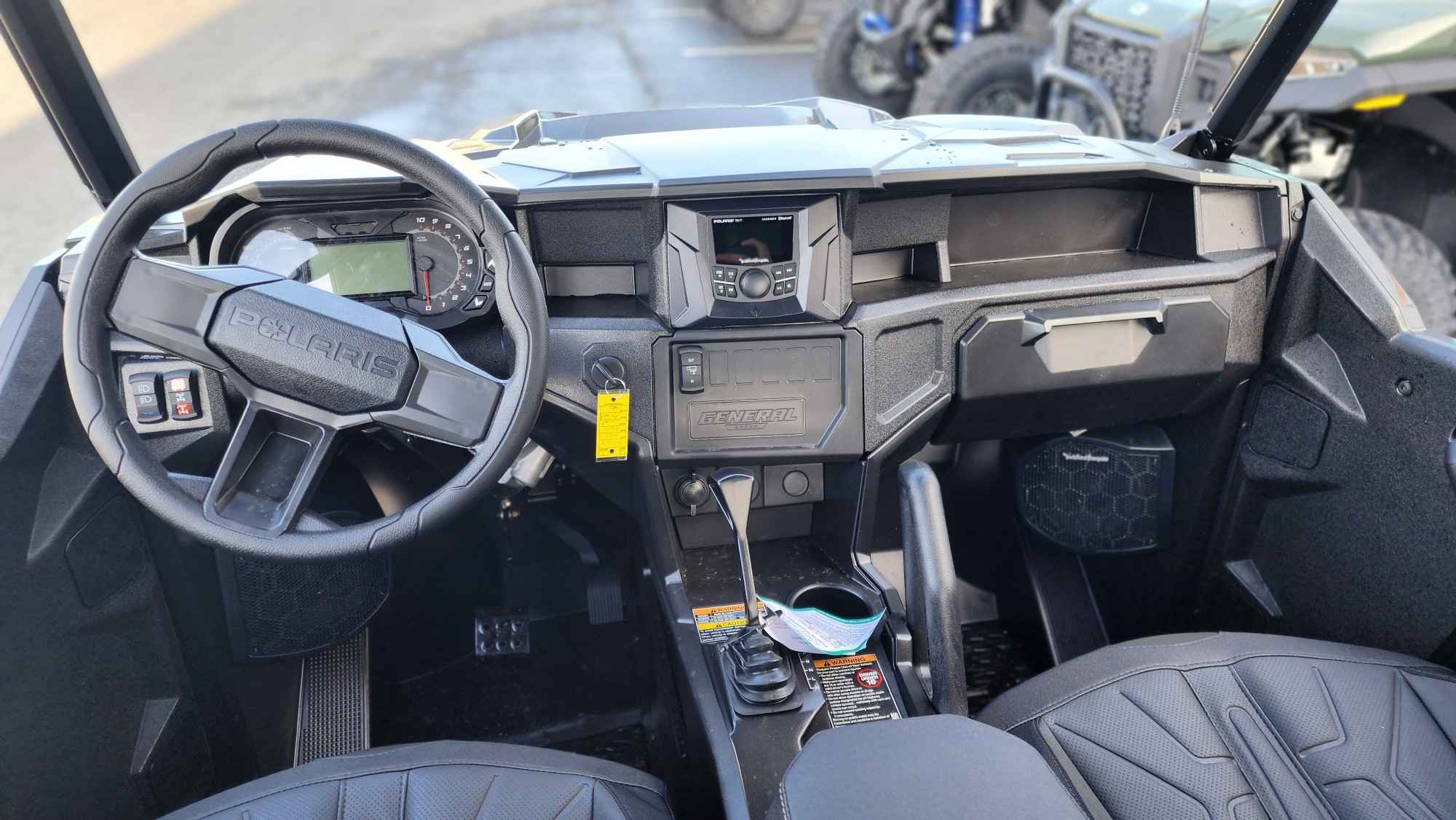 2025 Polaris GENERAL® XP 4 1000 Premium - Photo 7