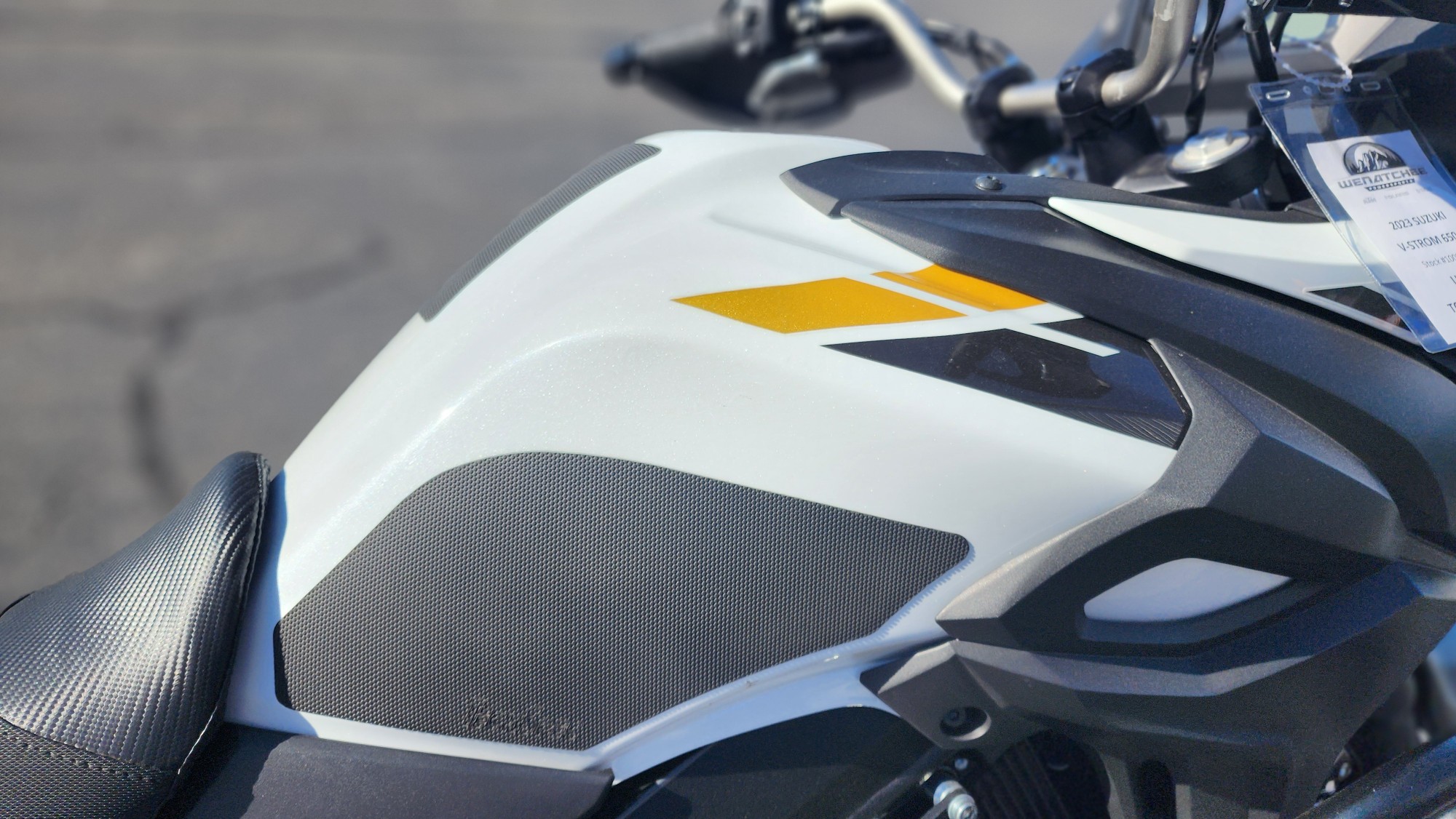 2023 Suzuki V-Strom 650XT Adventure - Photo 10
