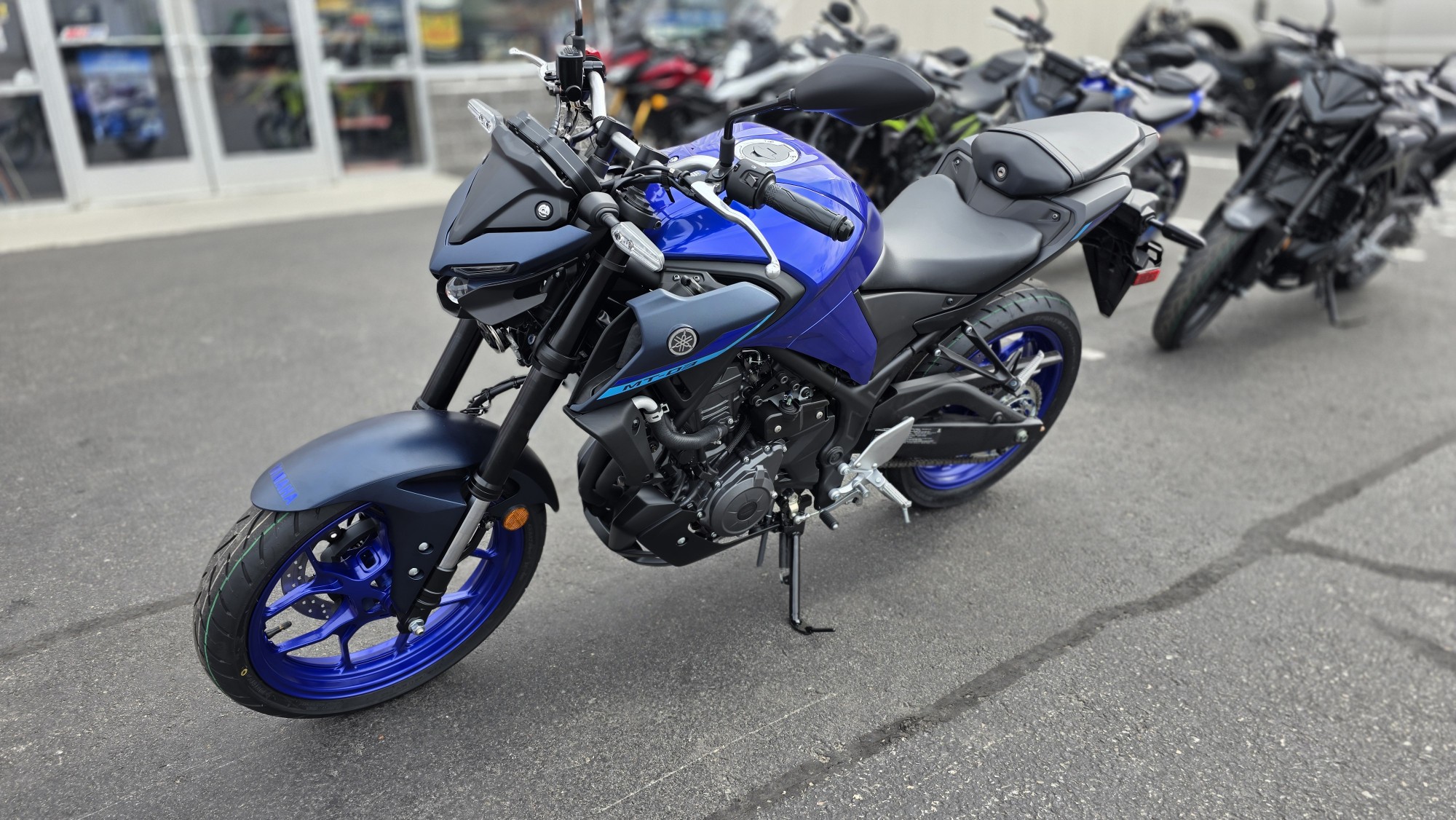 2025 Yamaha MT 03 - Photo 14