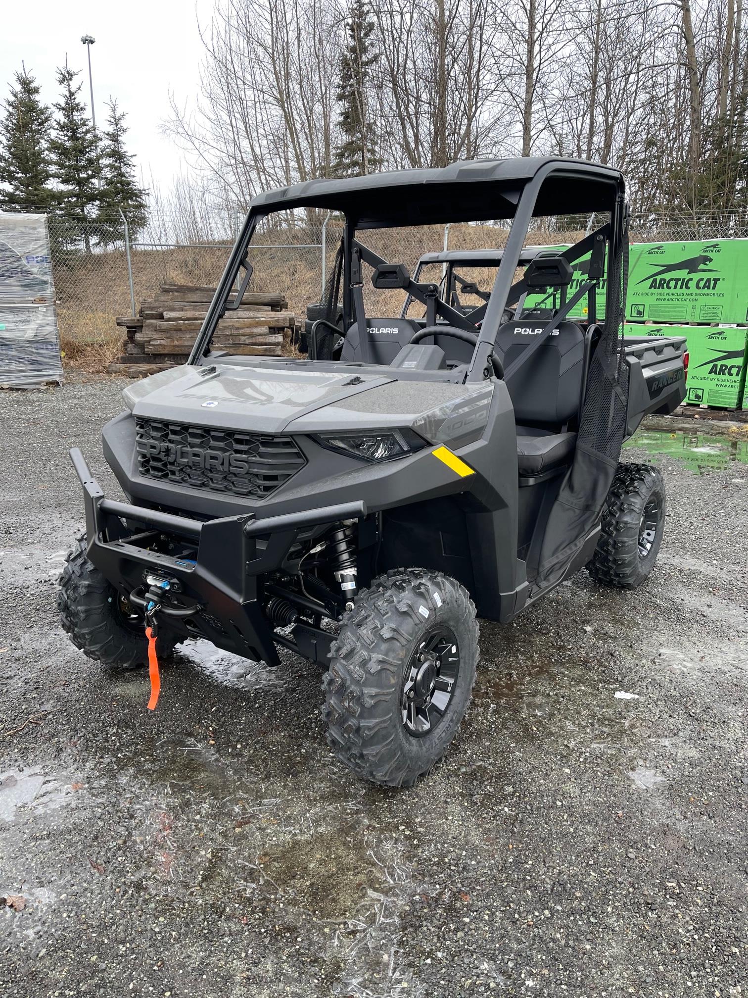 2025 Polaris RANGER 1000 PREMIUM - GRANITE GRAY