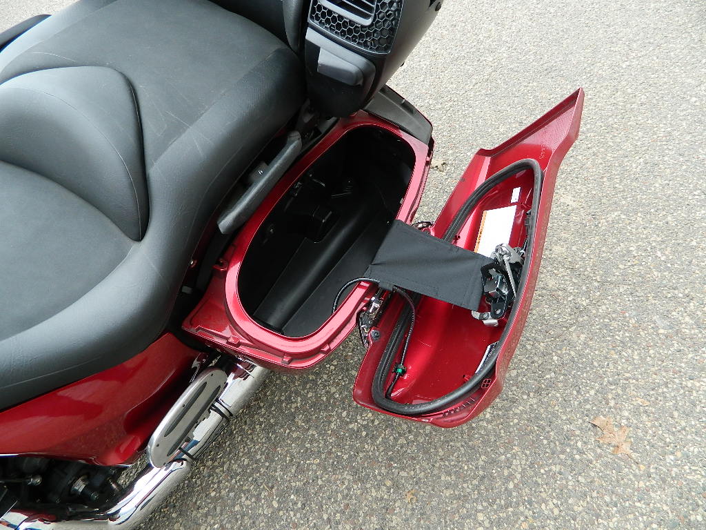 2018 Yamaha Star Venture - Transcontinental Option Package - Photo 6