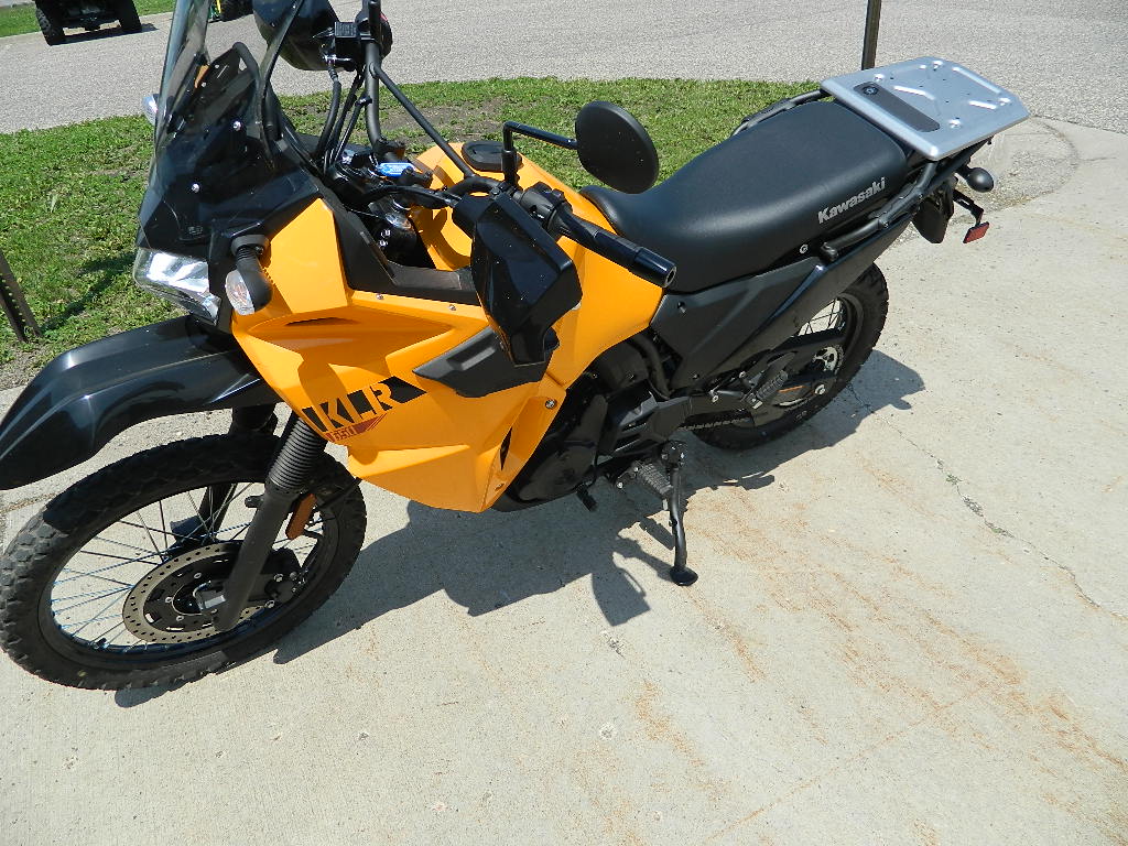 2023 Kawasaki KLR®650 - Photo 4