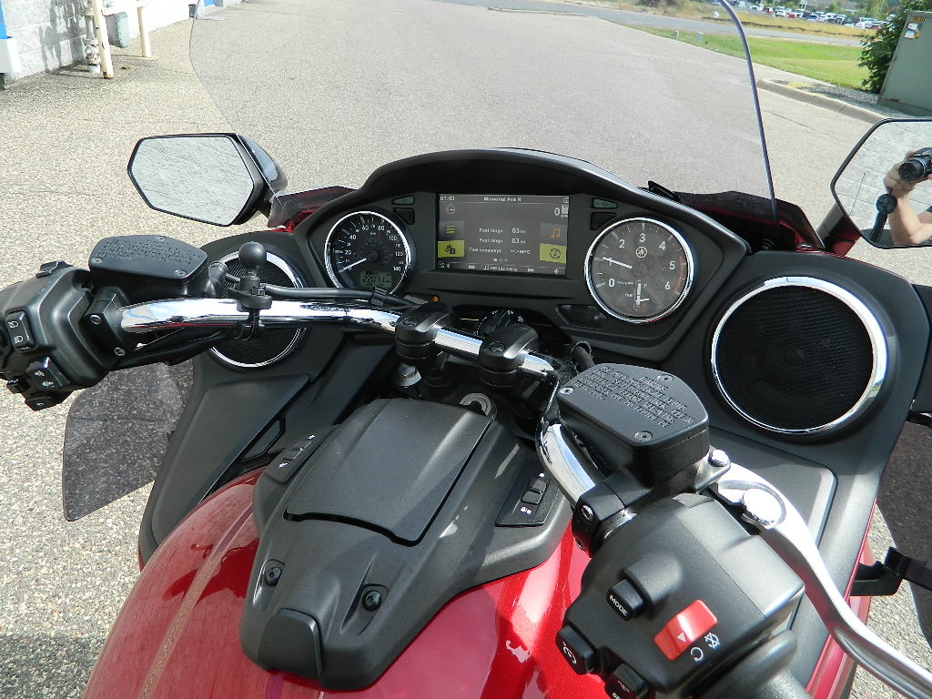 2018 Yamaha Star Venture - Transcontinental Option Package - Photo 8