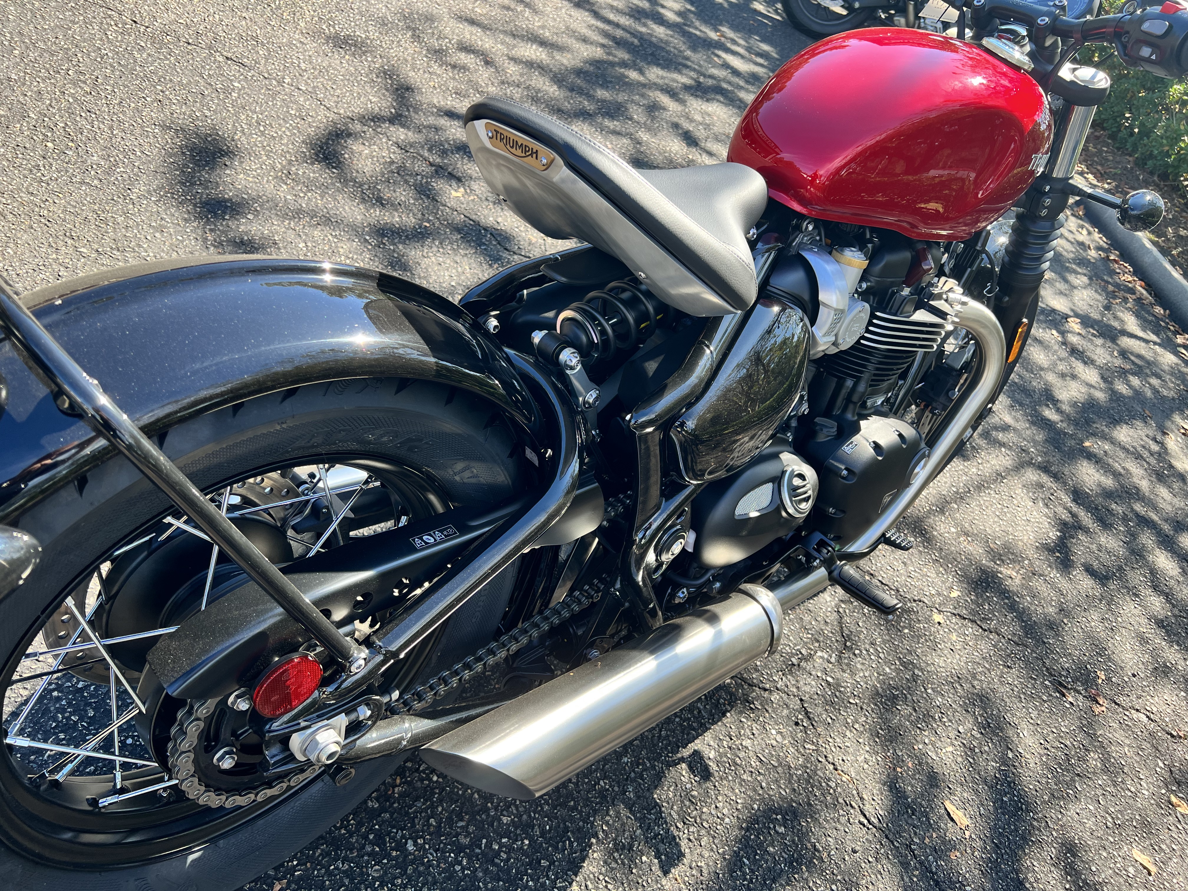 2023 Triumph Bonneville Bobber (MSRP $14,095) - Photo 10