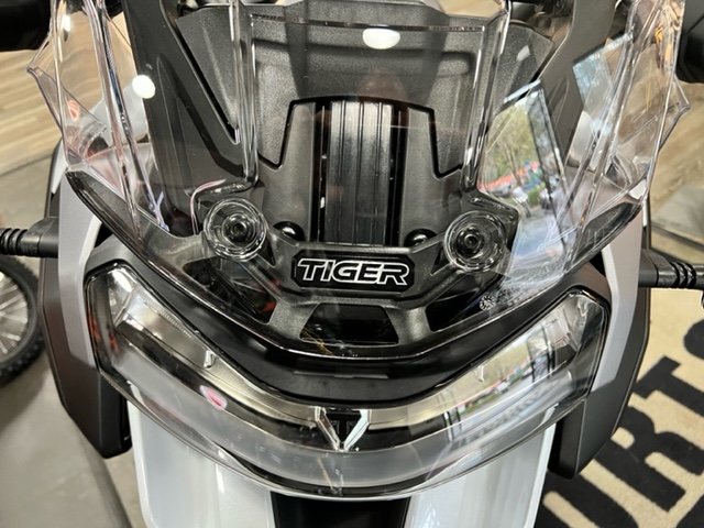 2023 Triumph Tiger 1200 GT Explorer - Photo 18