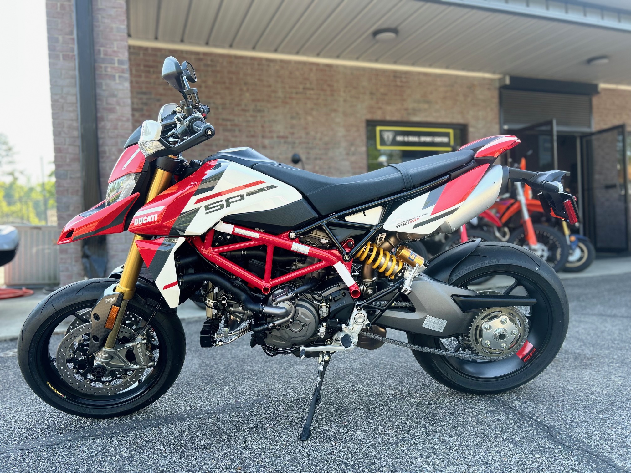 2025 Ducati Hypermotard 950 SP - Photo 7