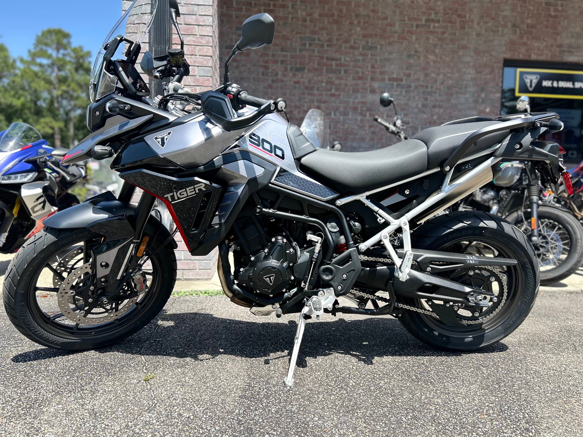 2025 Triumph Tiger 900 GT Pro - Photo 6