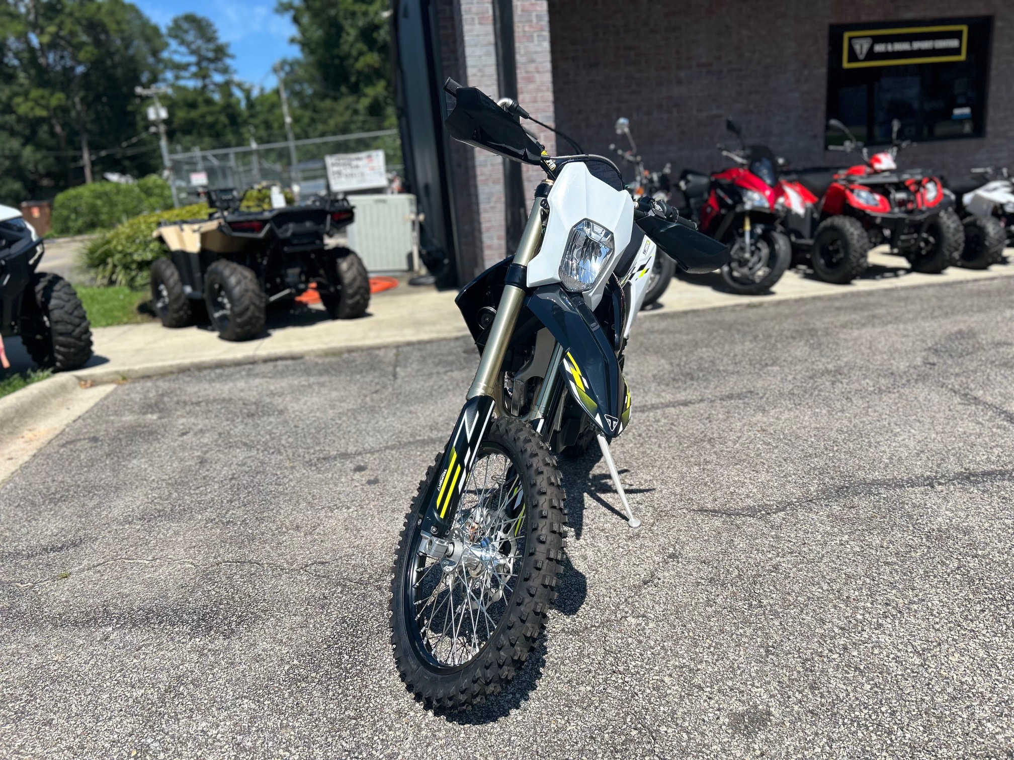 2026 Triumph TF 250-E - Photo 7