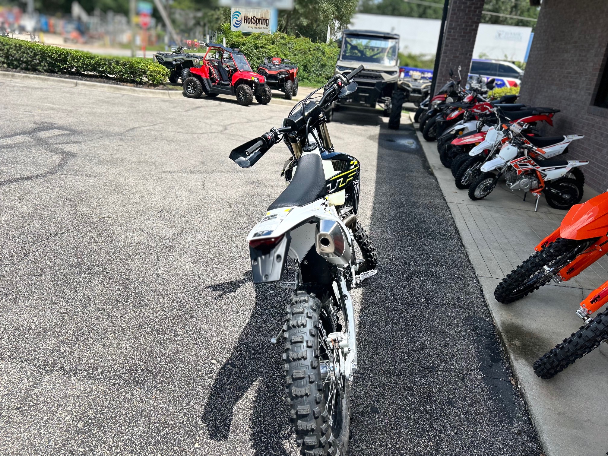 2026 Triumph TF 450-E - Photo 5
