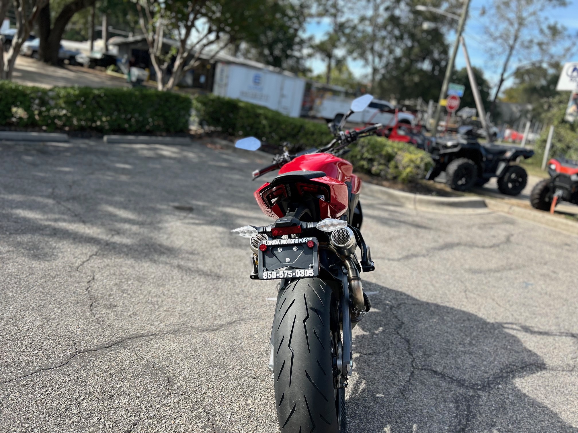 2026 Ducati Streetfighter V2 - Photo 6
