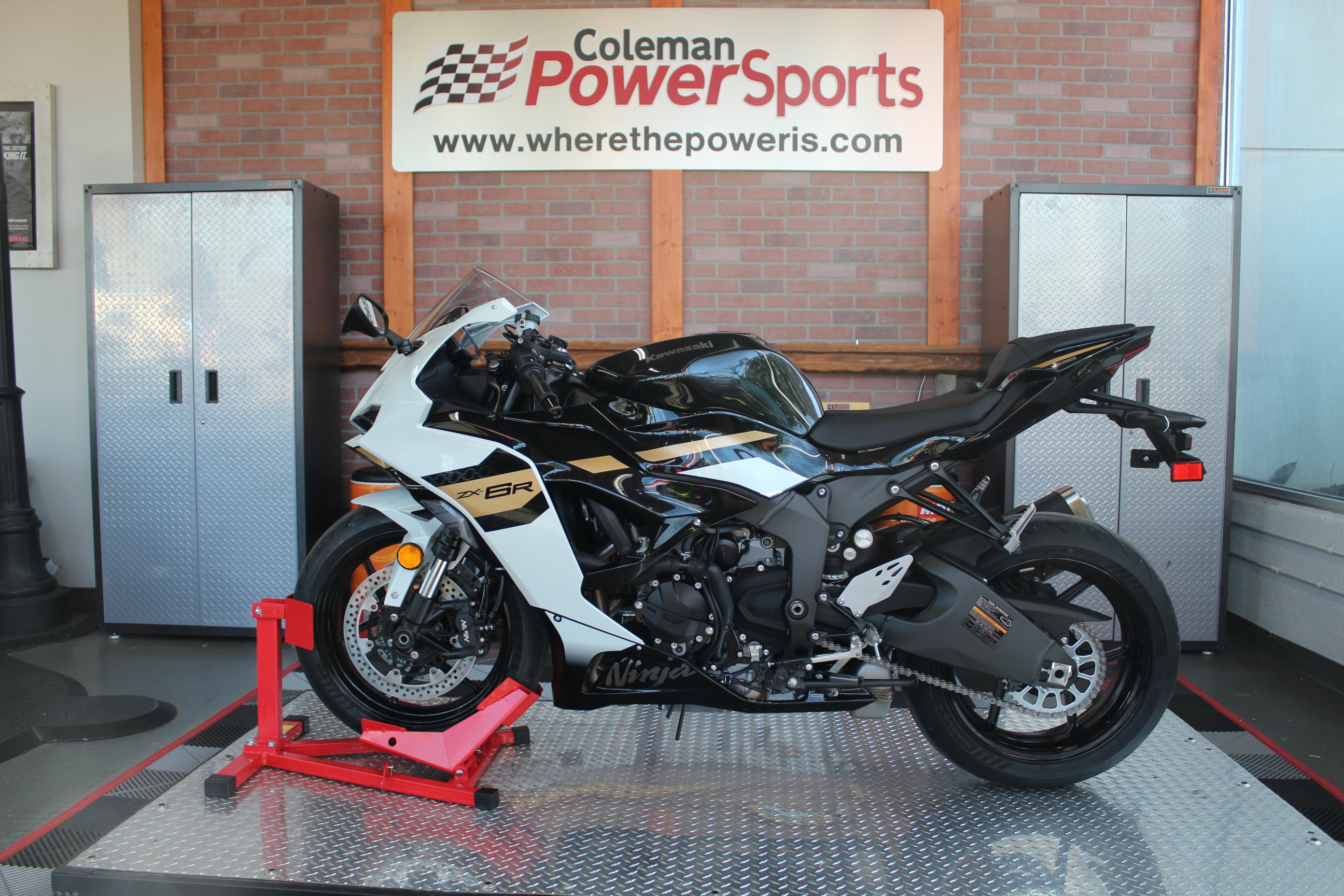New 2026 Kawasaki Ninja ZX-6R Base for sale in Falls Church, VA