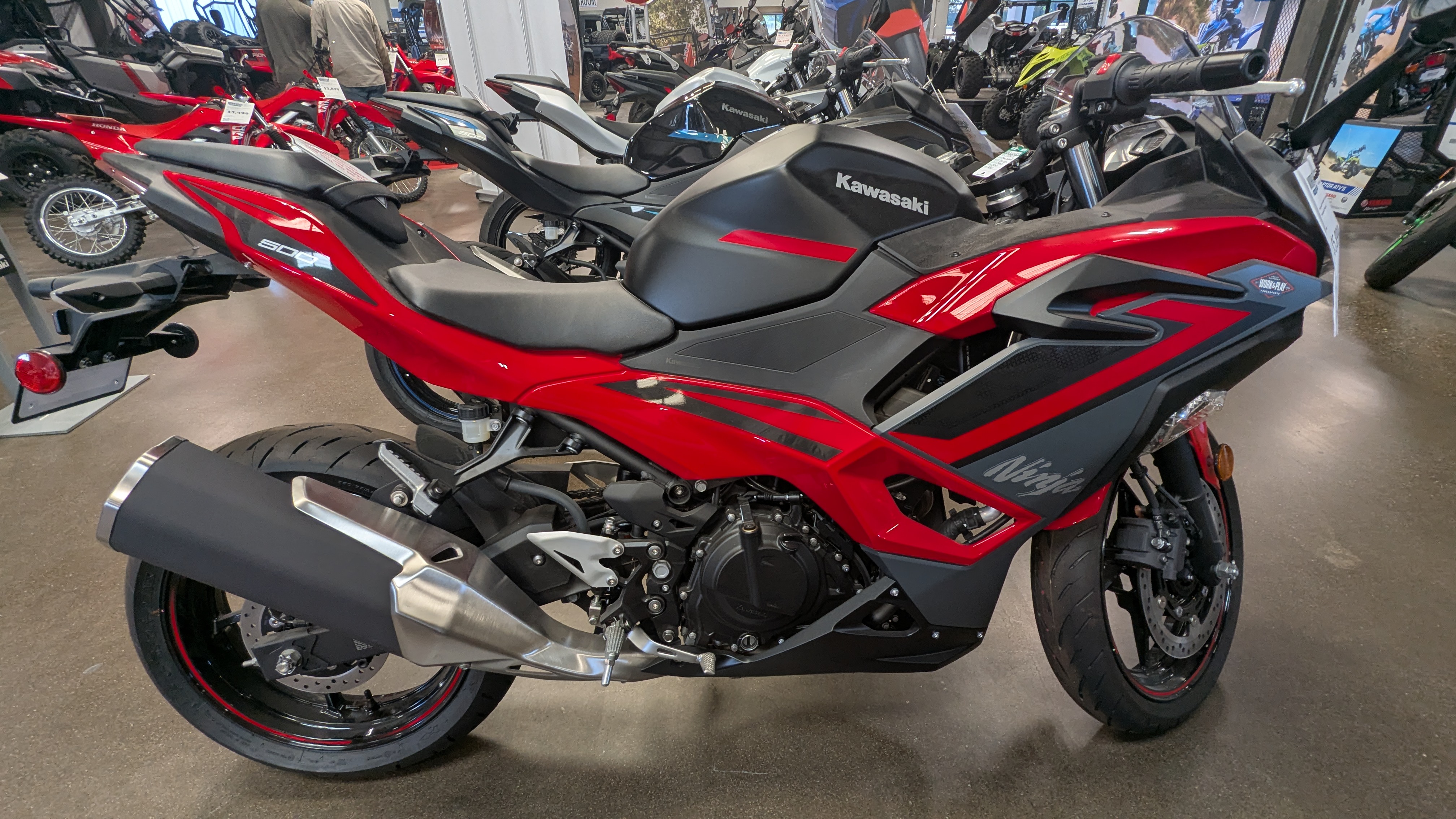 2025 Kawasaki NINJA 500 ABS - Photo 2