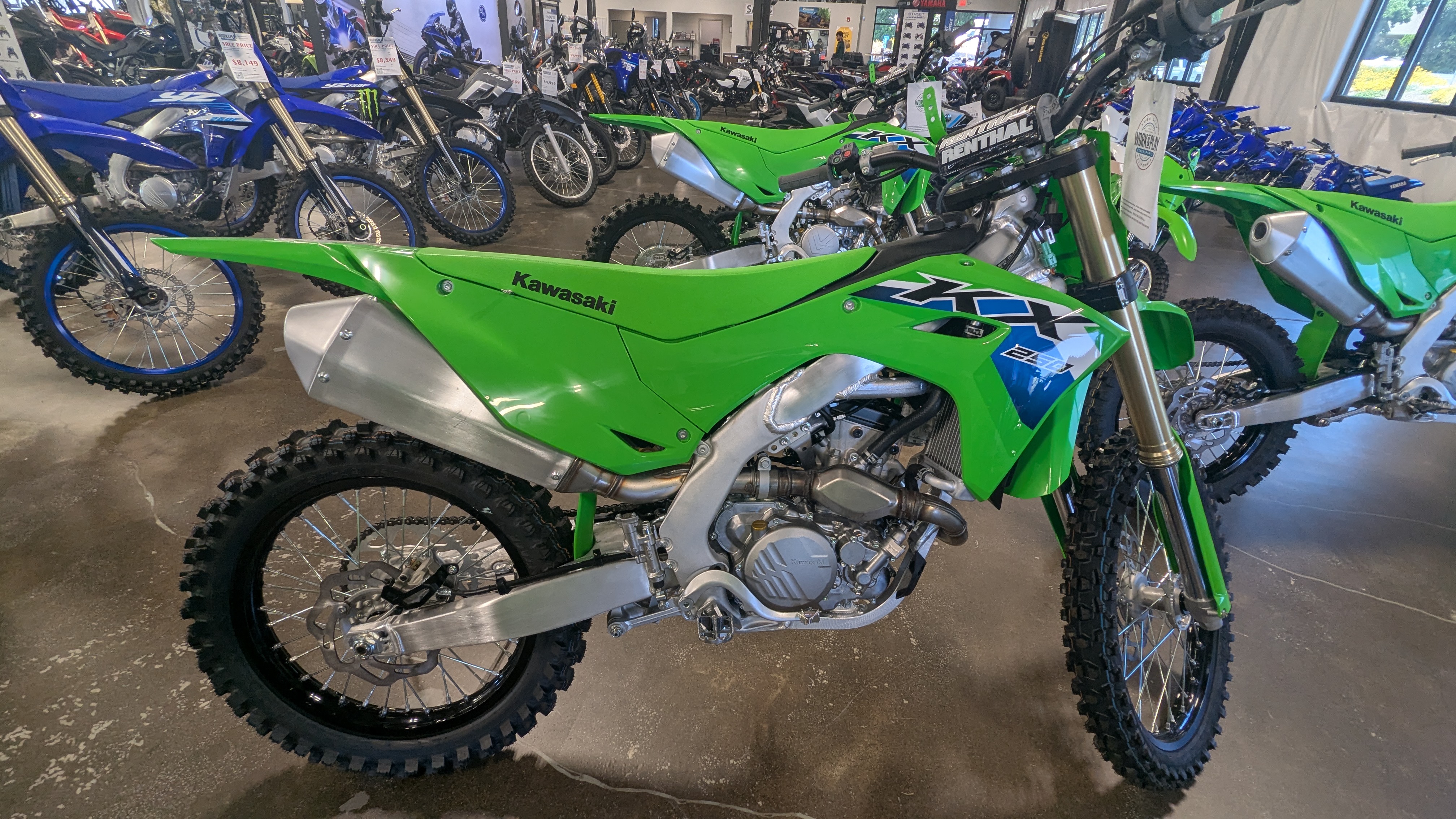 2026 Kawasaki KX 250 - Photo 2