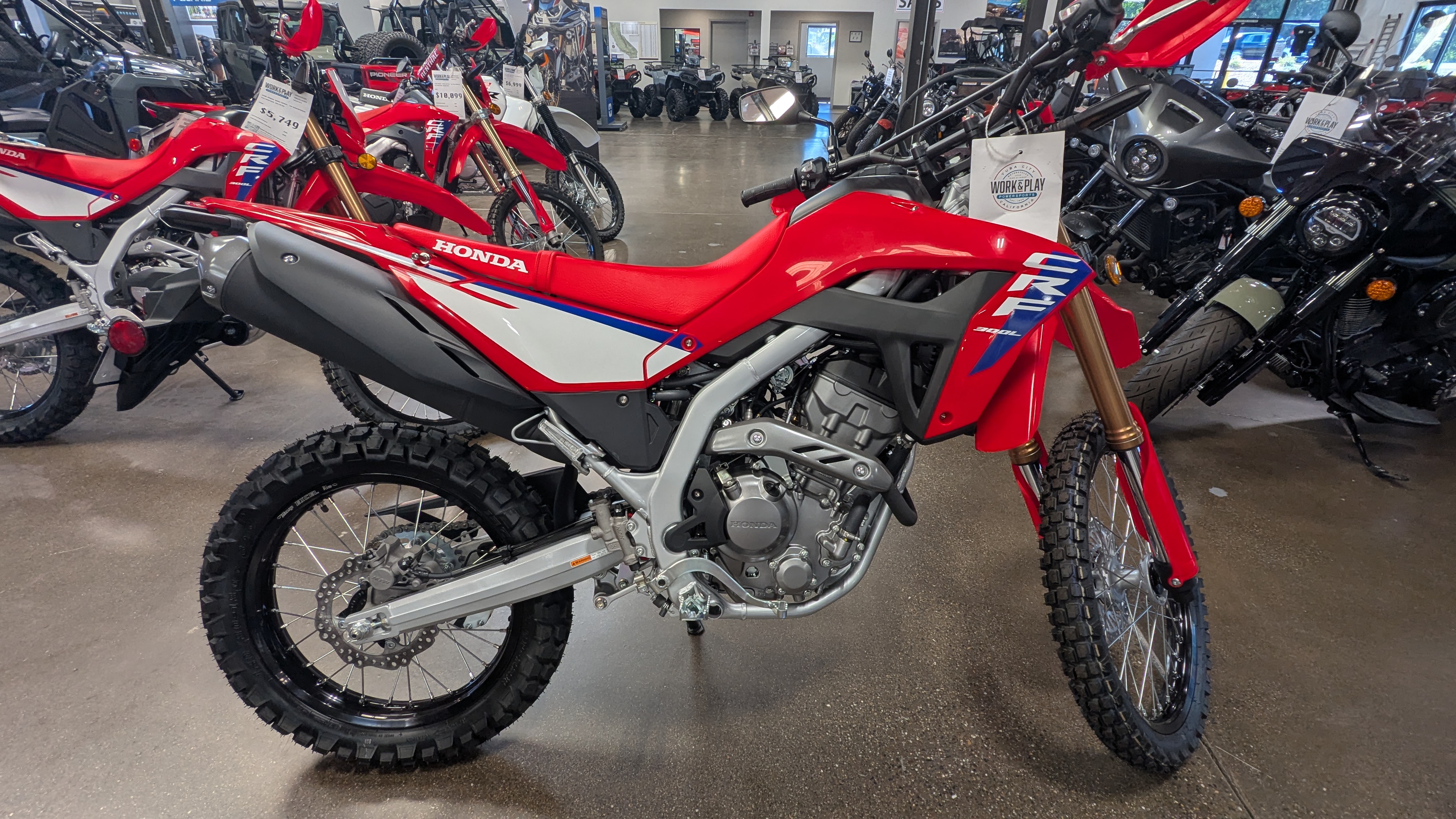 2025 Honda CRF300L - Photo 2