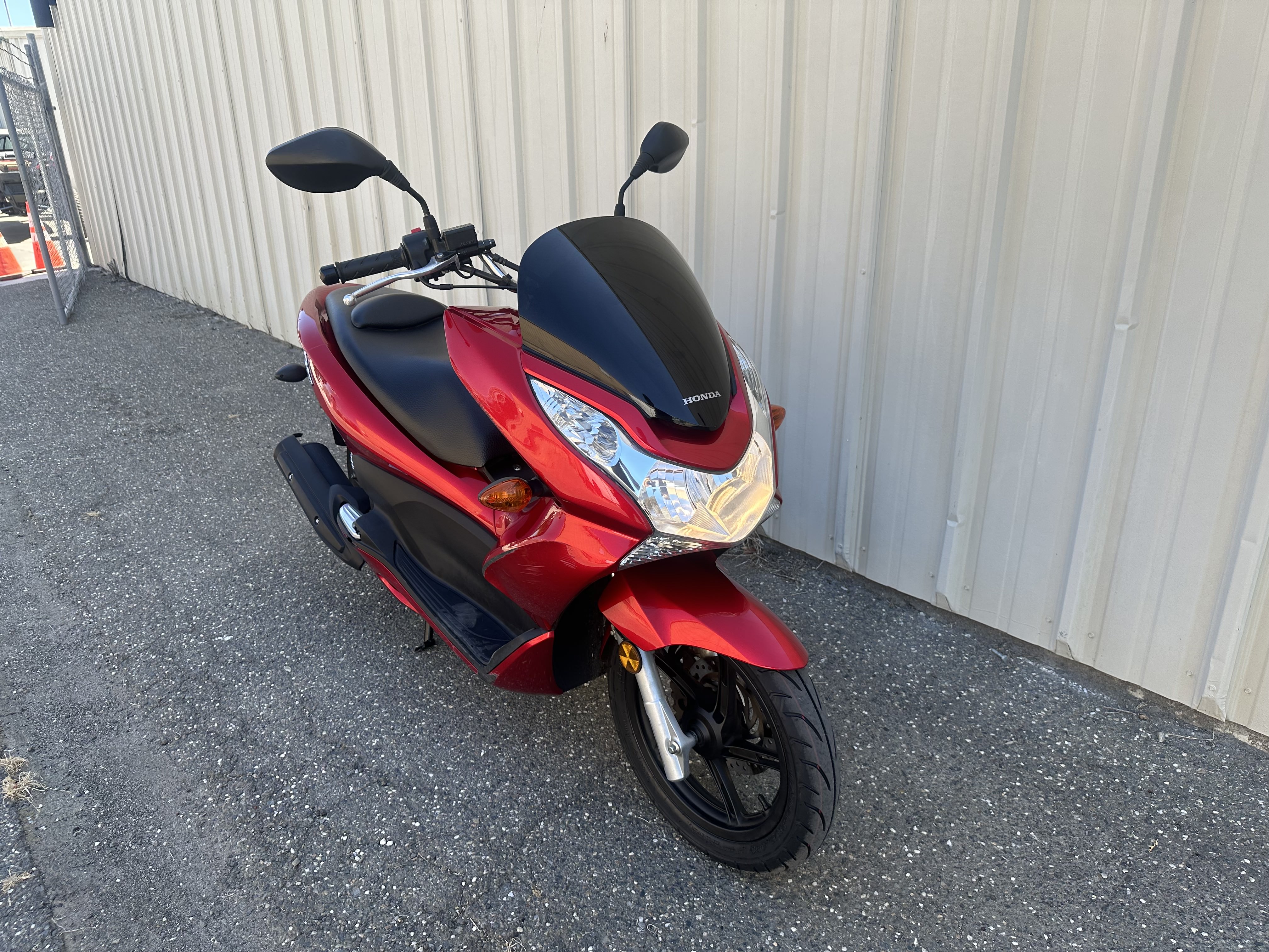 2013 Honda PCX150 - Photo 10