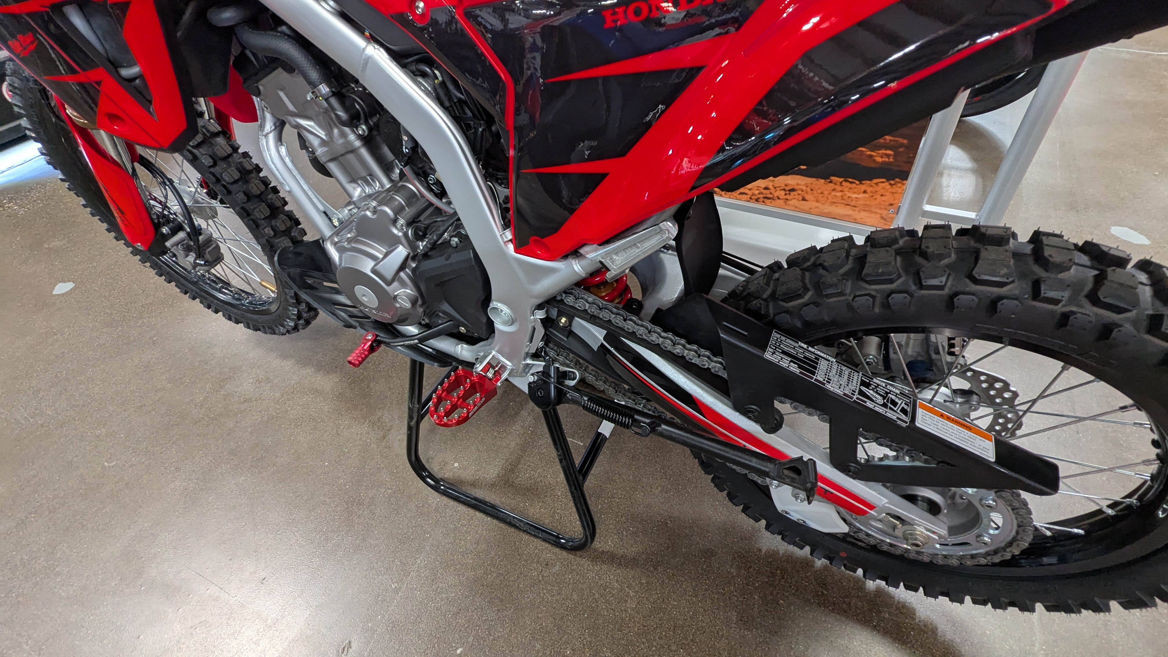 2025 Honda CRF300L - Photo 3