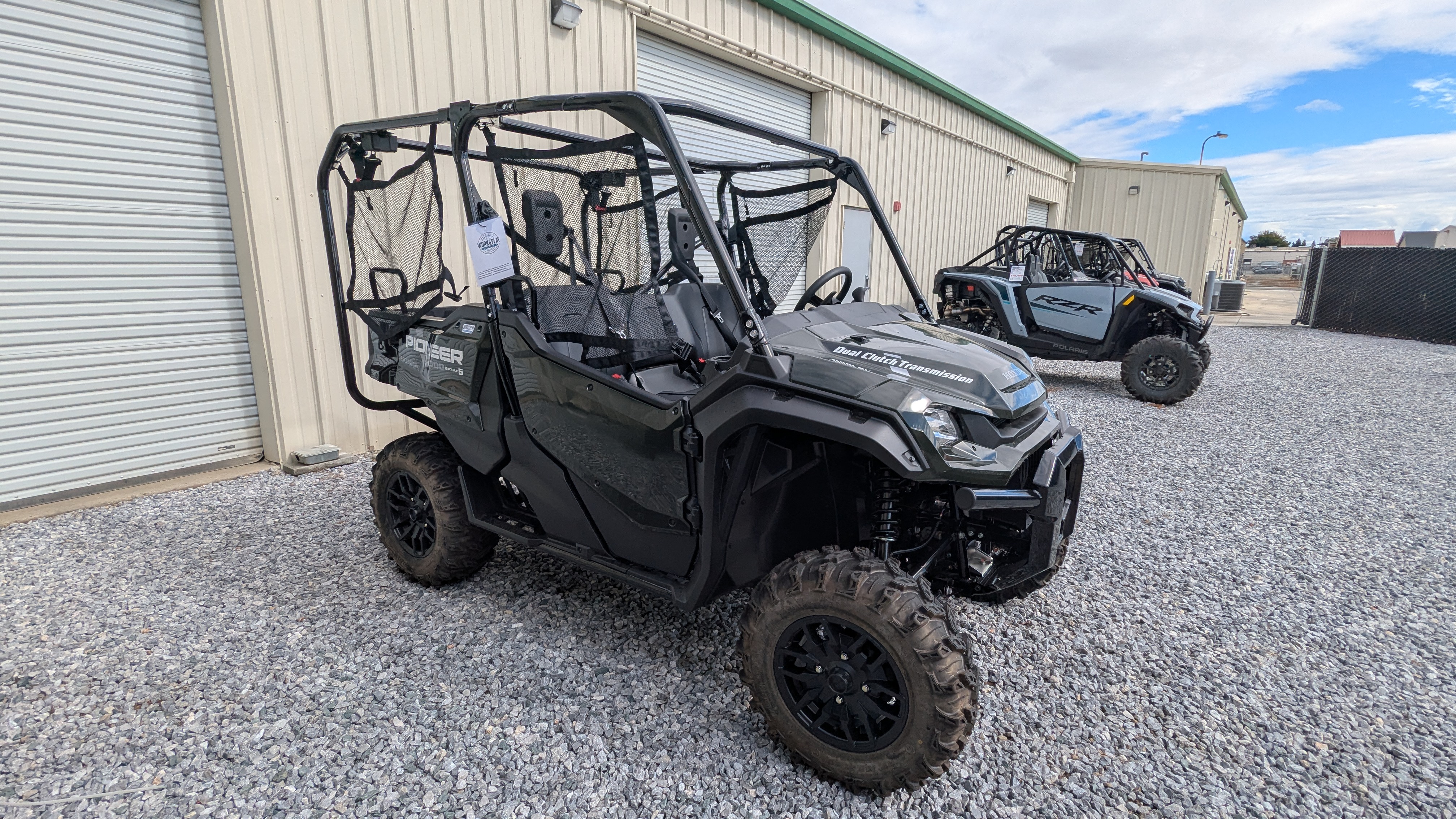 2025 Honda PIONEER 1000-5 DELUXE