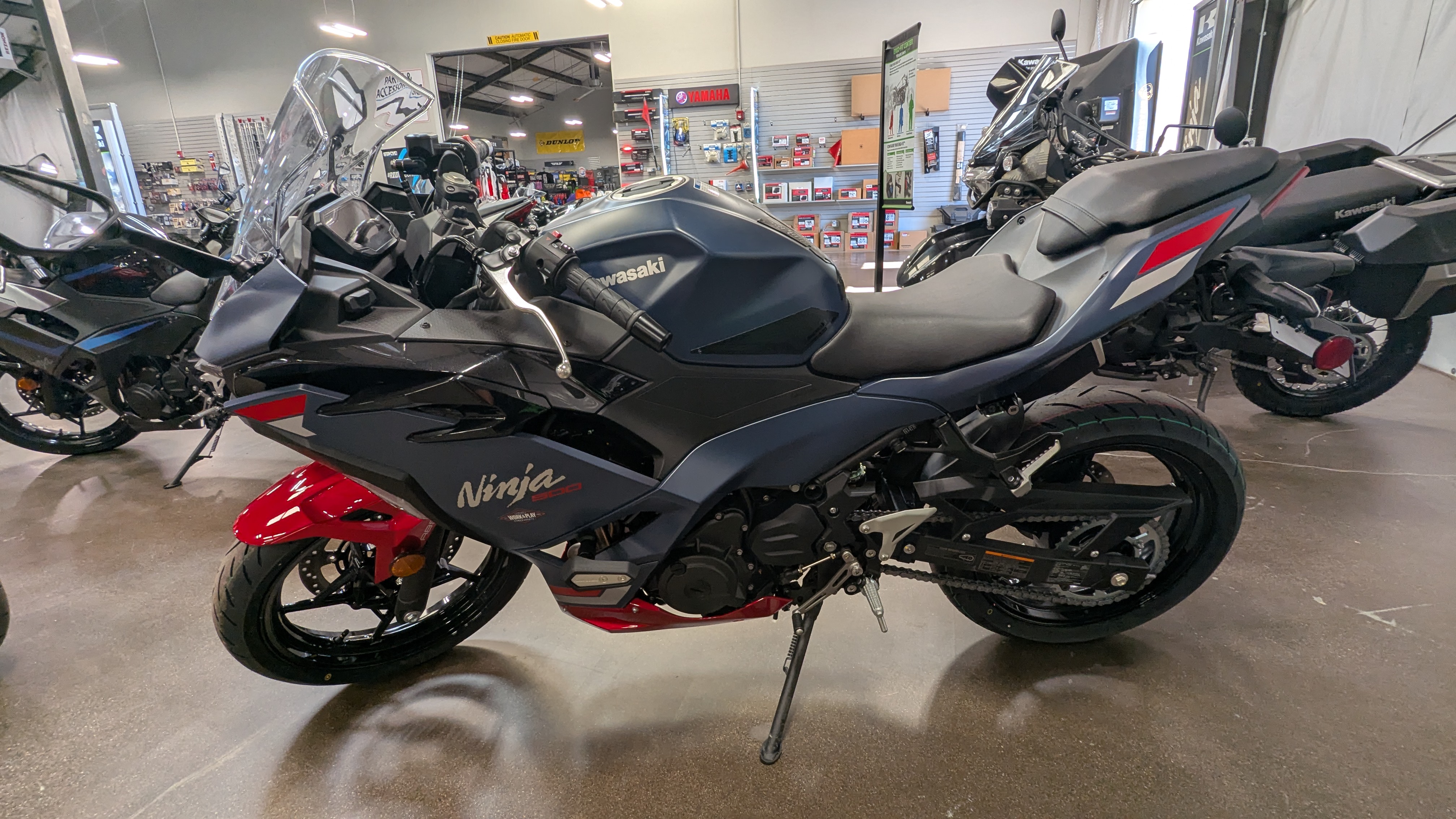2026 Kawasaki NINJA 500 SE ABS - Photo 2