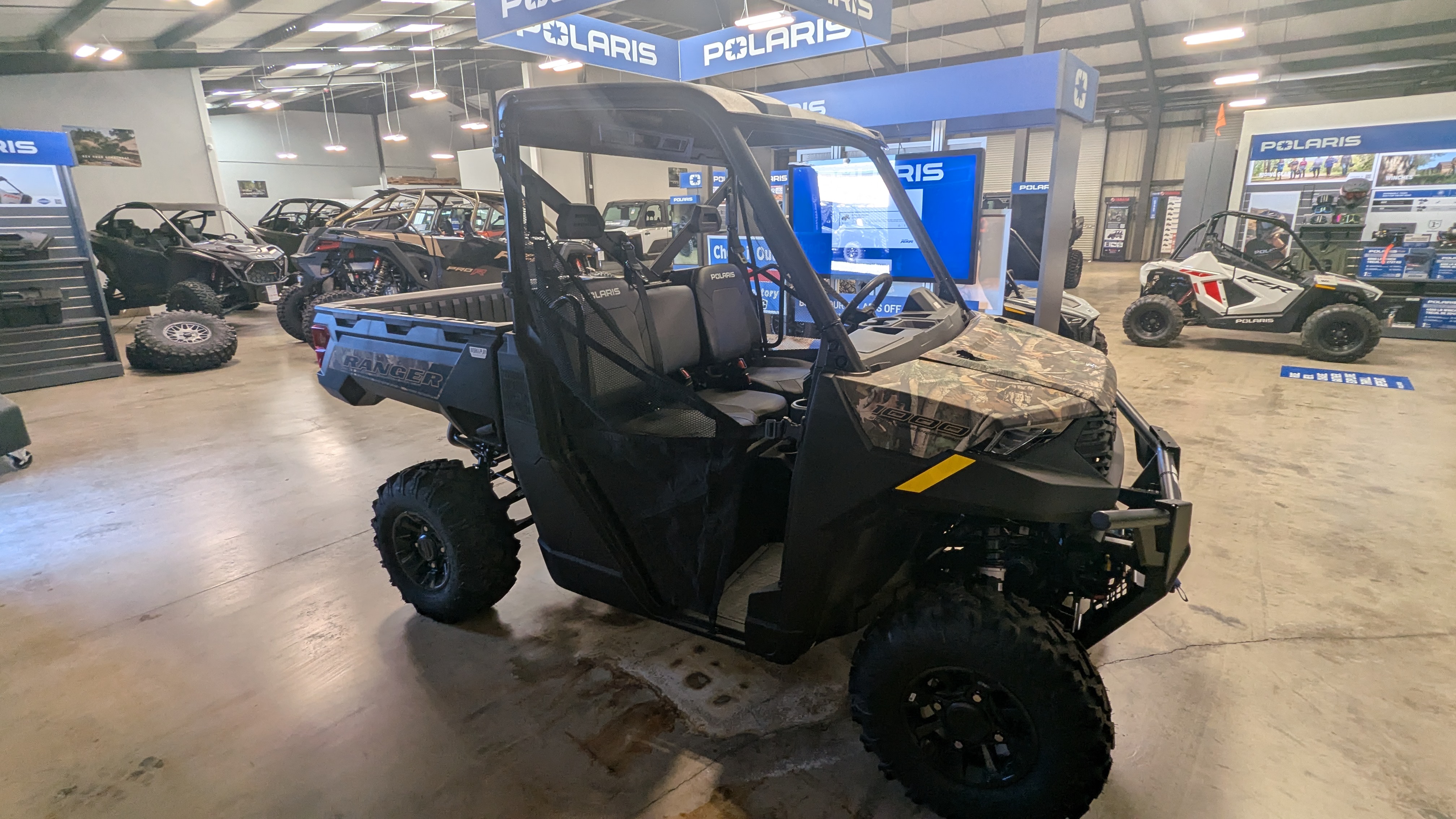 2026 Polaris RANGER 1000 PREMIUM - Photo 2
