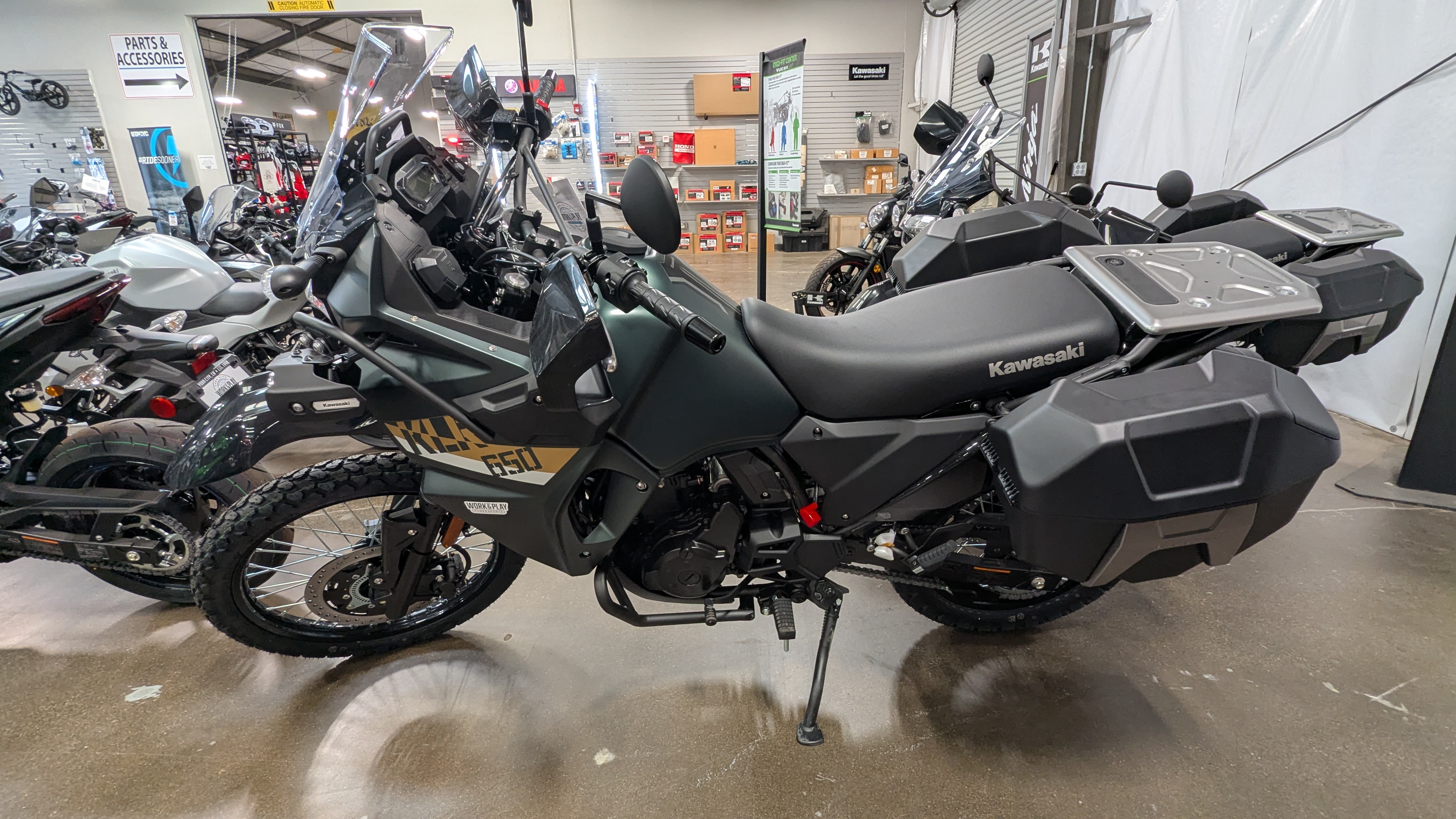 2026 Kawasaki KLR 650 ADVENTURE ABS - Photo 2