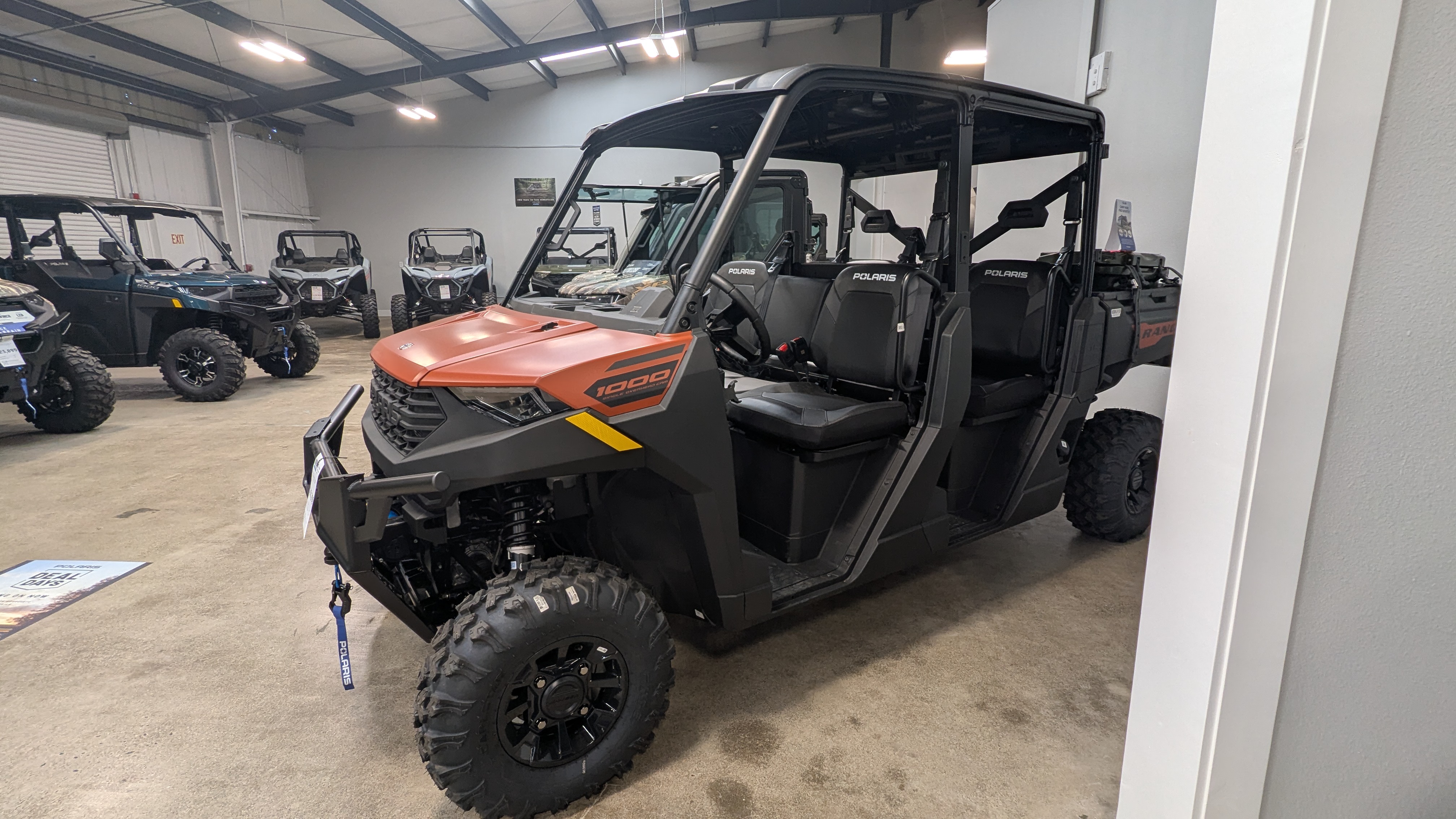 2026 Polaris RANGER CREW 1000 PREMIUM - Photo 2