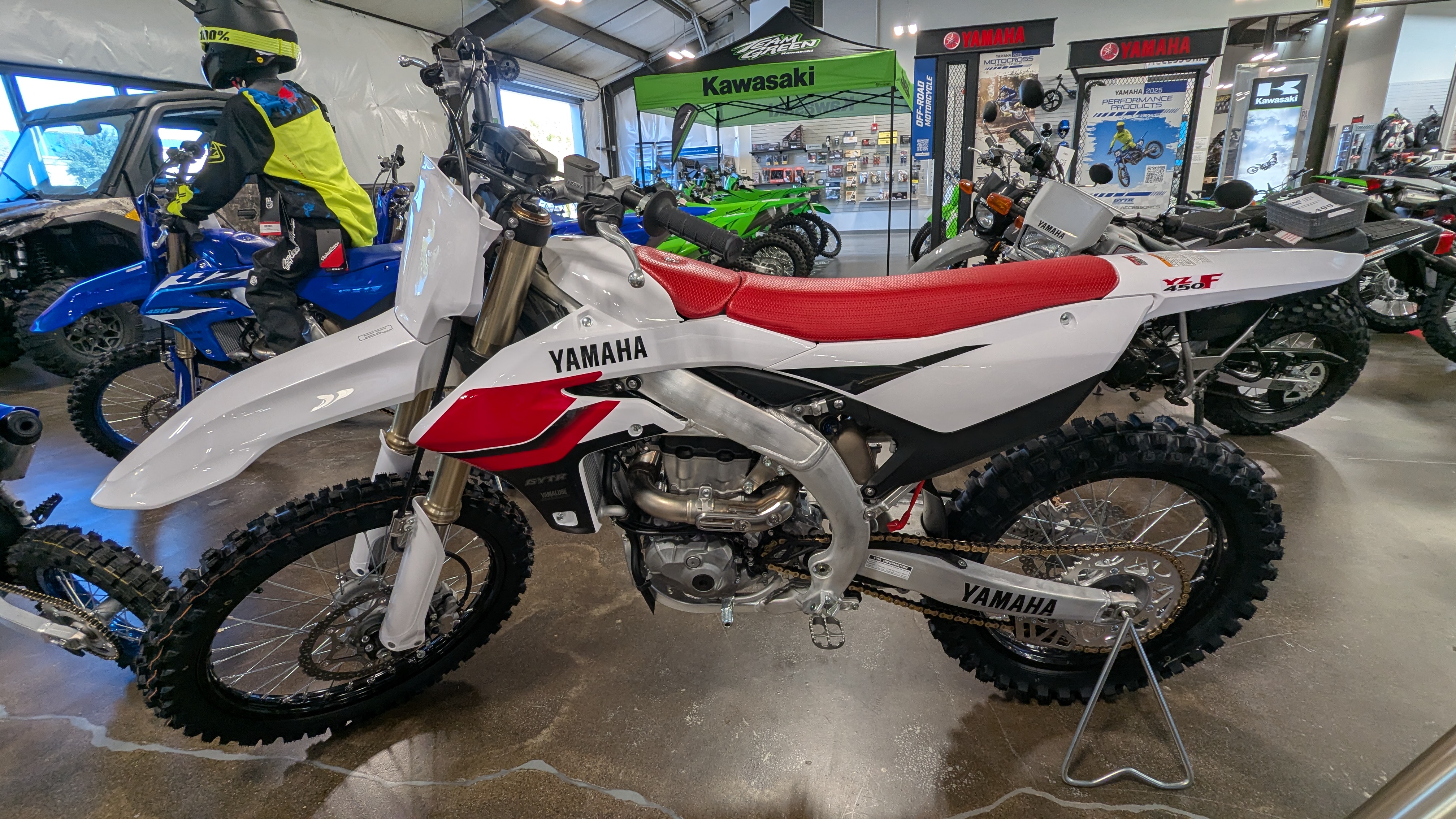 2026 Yamaha YZ 450F 70TH ANNIVERSARY EDITION - Photo 2