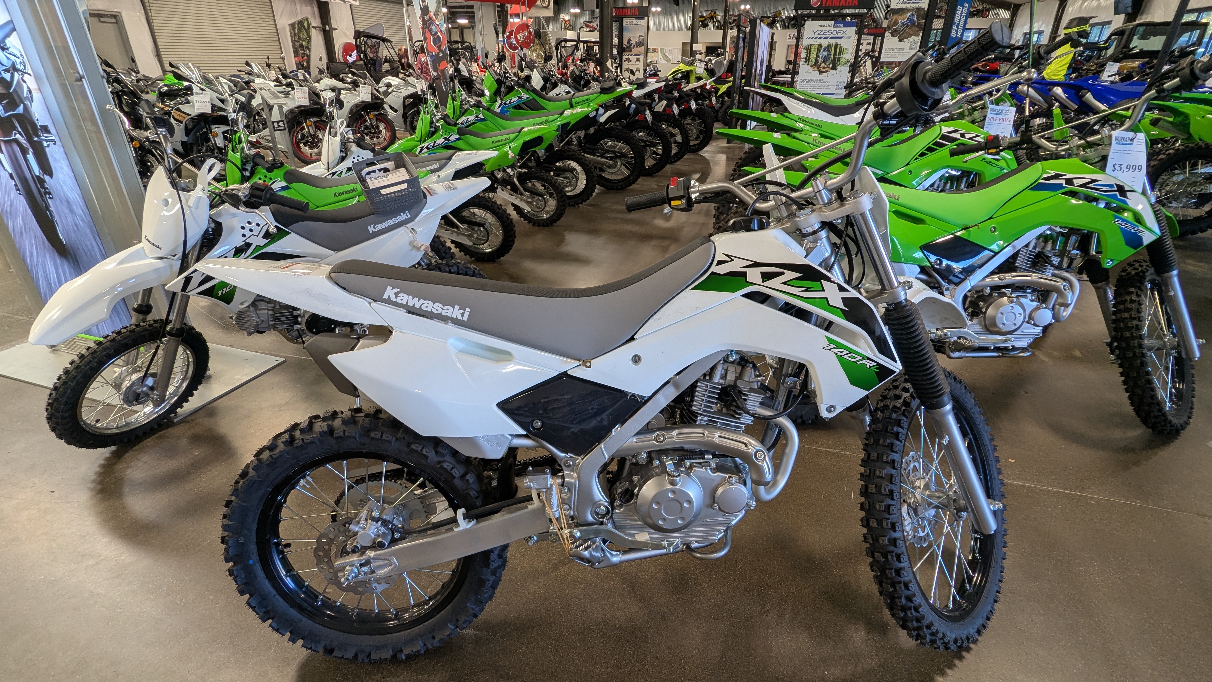 2026 Kawasaki KLX 140R L - Photo 2